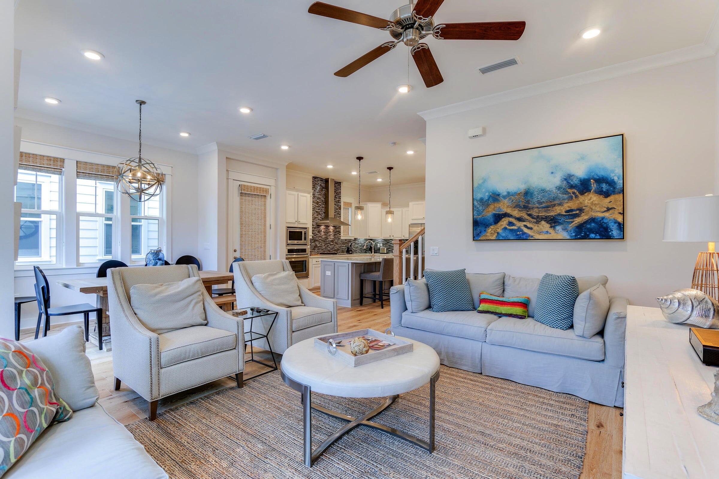 Prominence on 30a - Residential