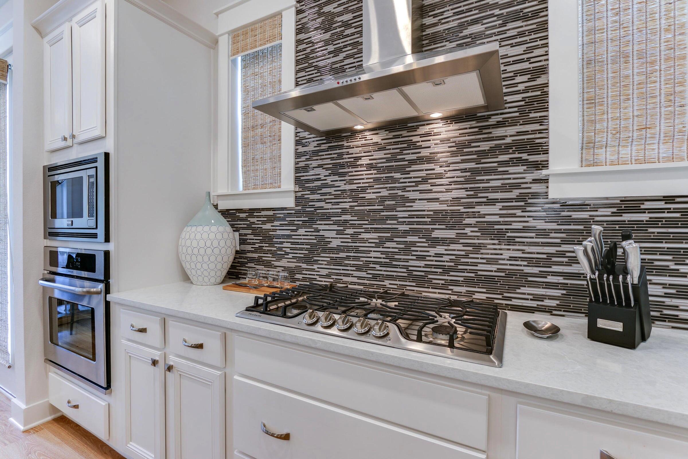 Prominence on 30a - Residential