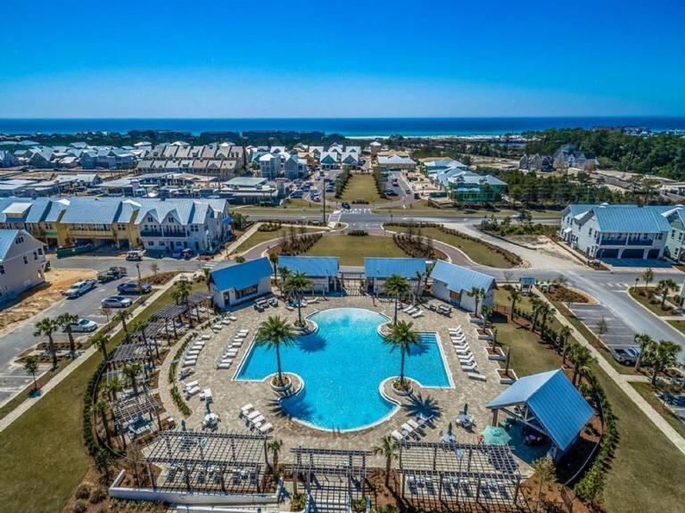 Prominence on 30a - Residential