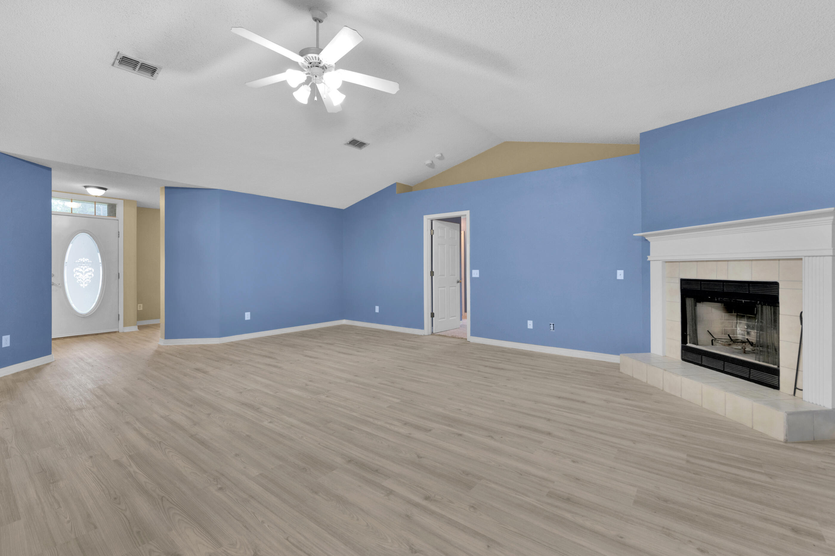 HOLLEY BY THE SEA - Residential