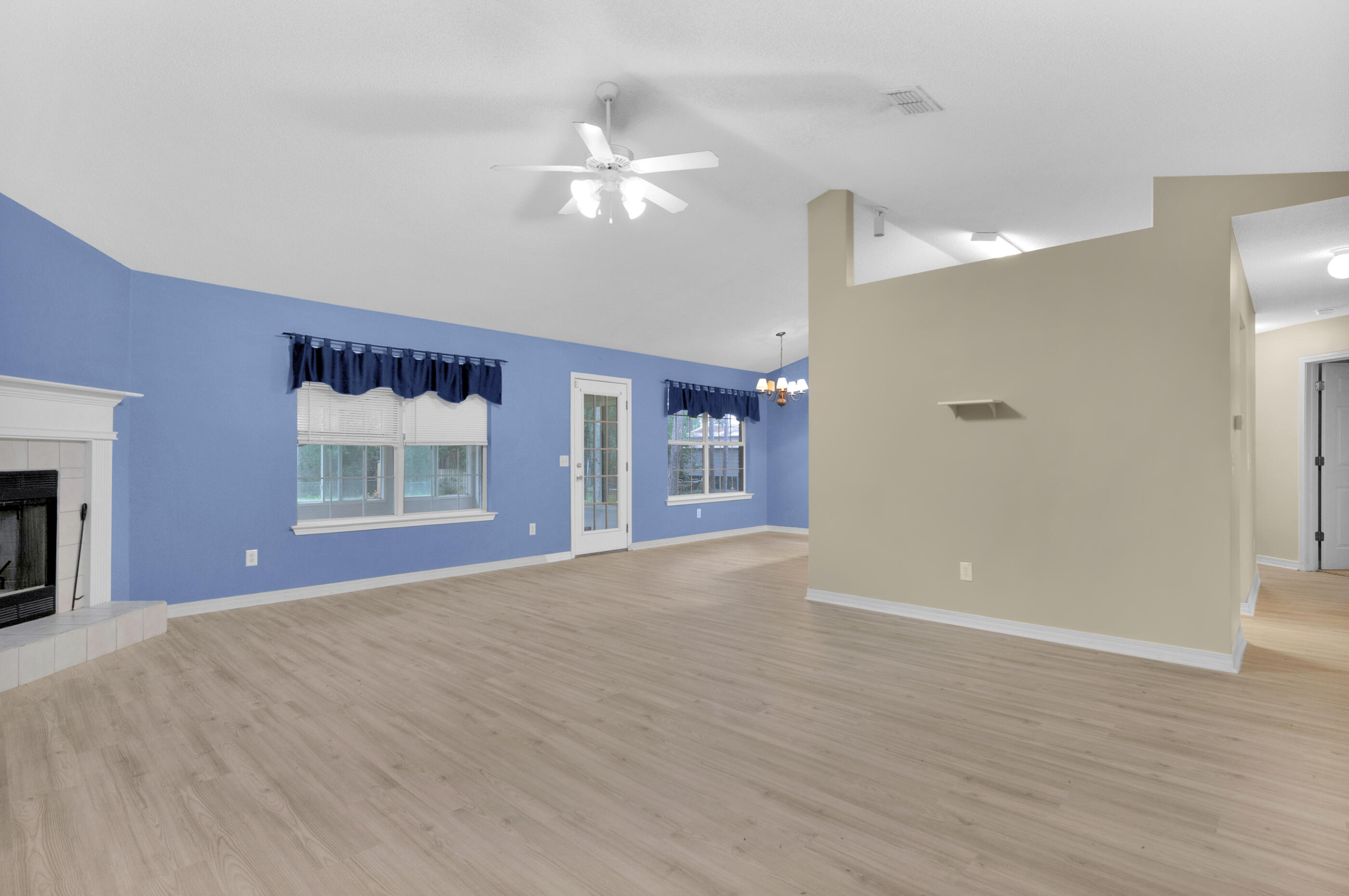 HOLLEY BY THE SEA - Residential