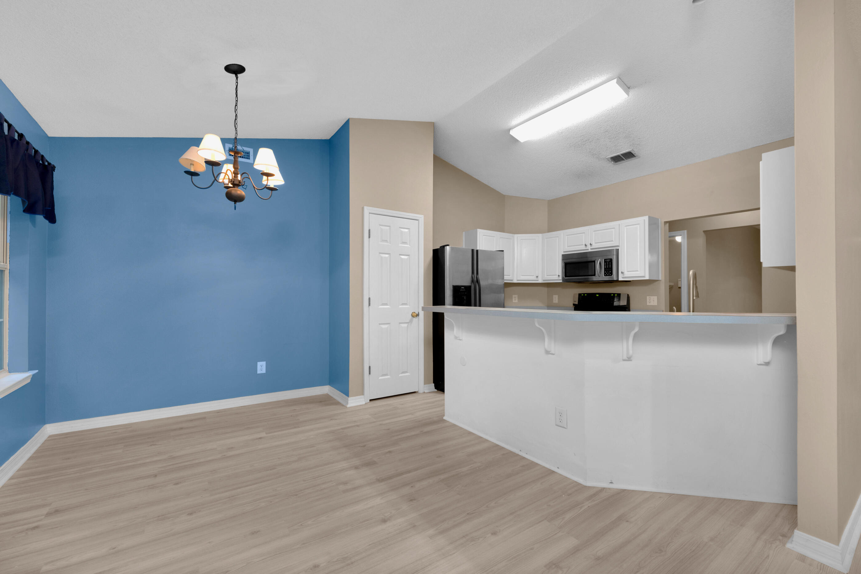 HOLLEY BY THE SEA - Residential