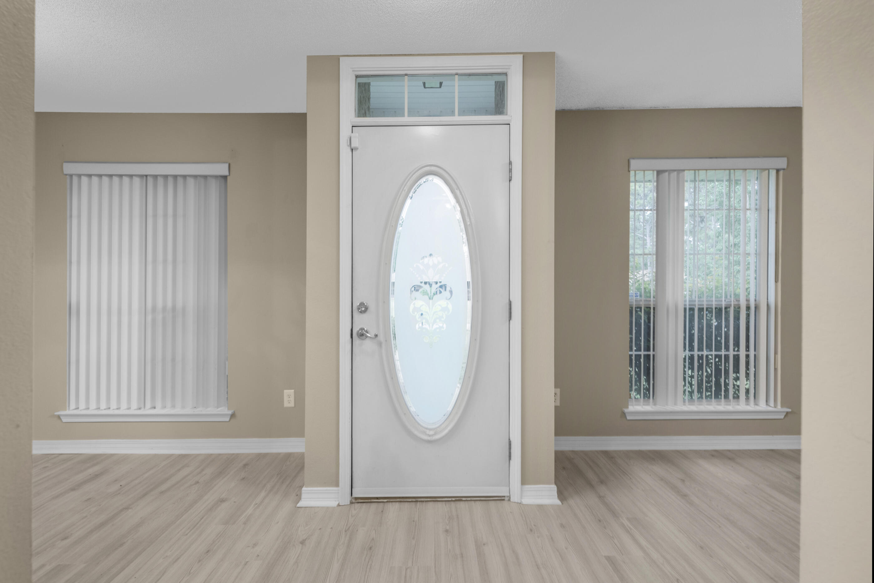 HOLLEY BY THE SEA - Residential