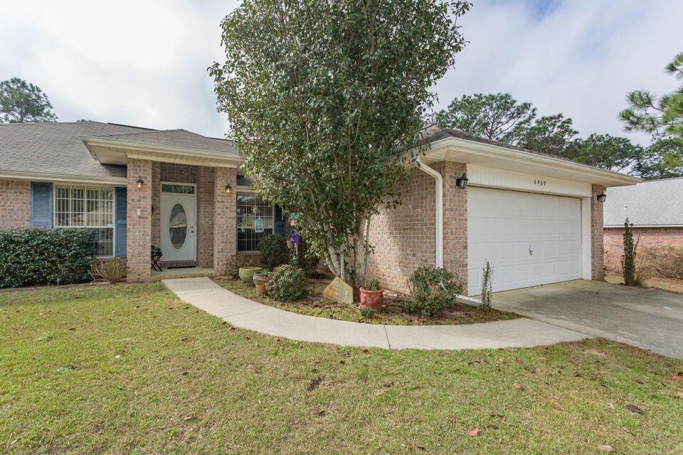 HOLLEY BY THE SEA - Residential