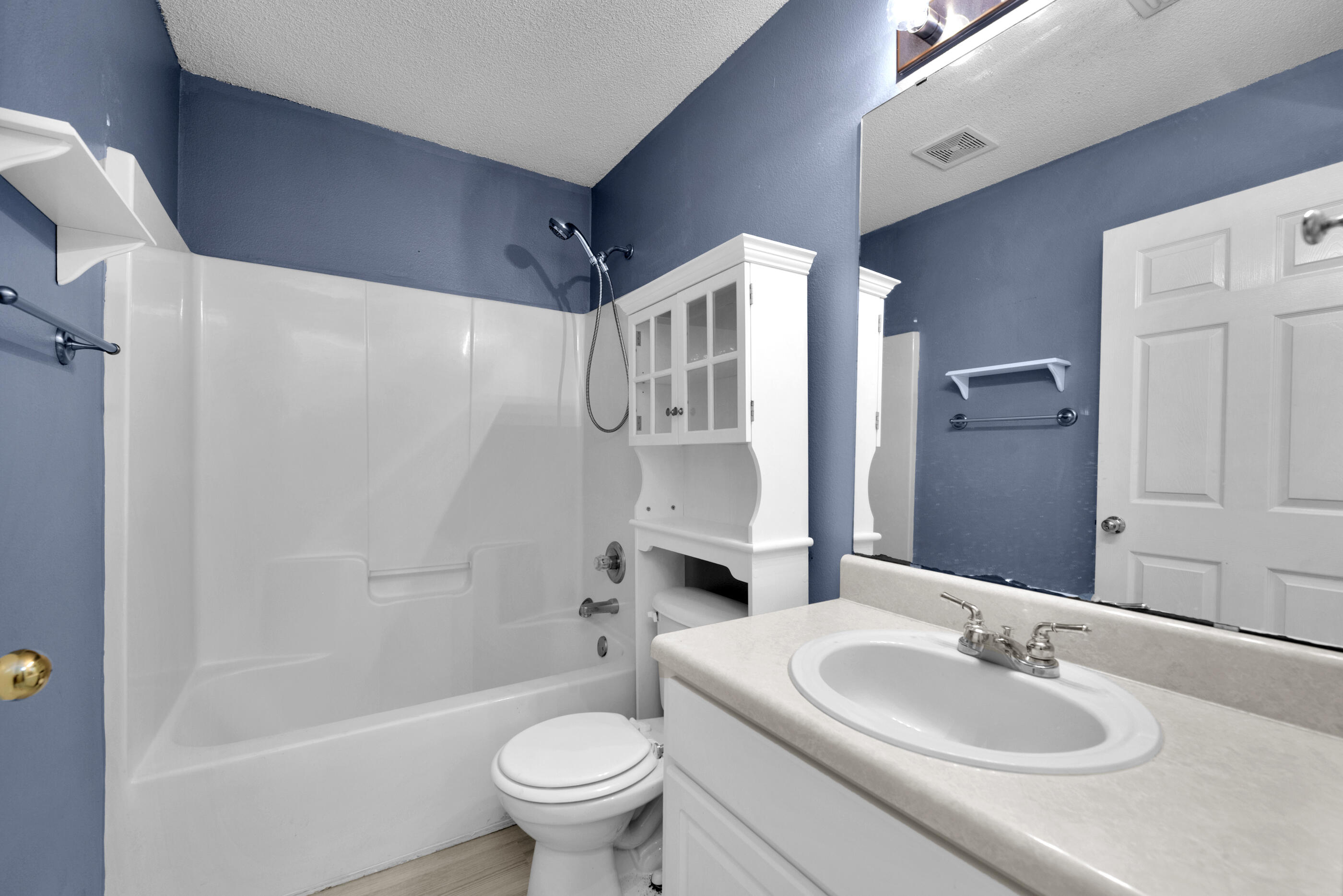 HOLLEY BY THE SEA - Residential