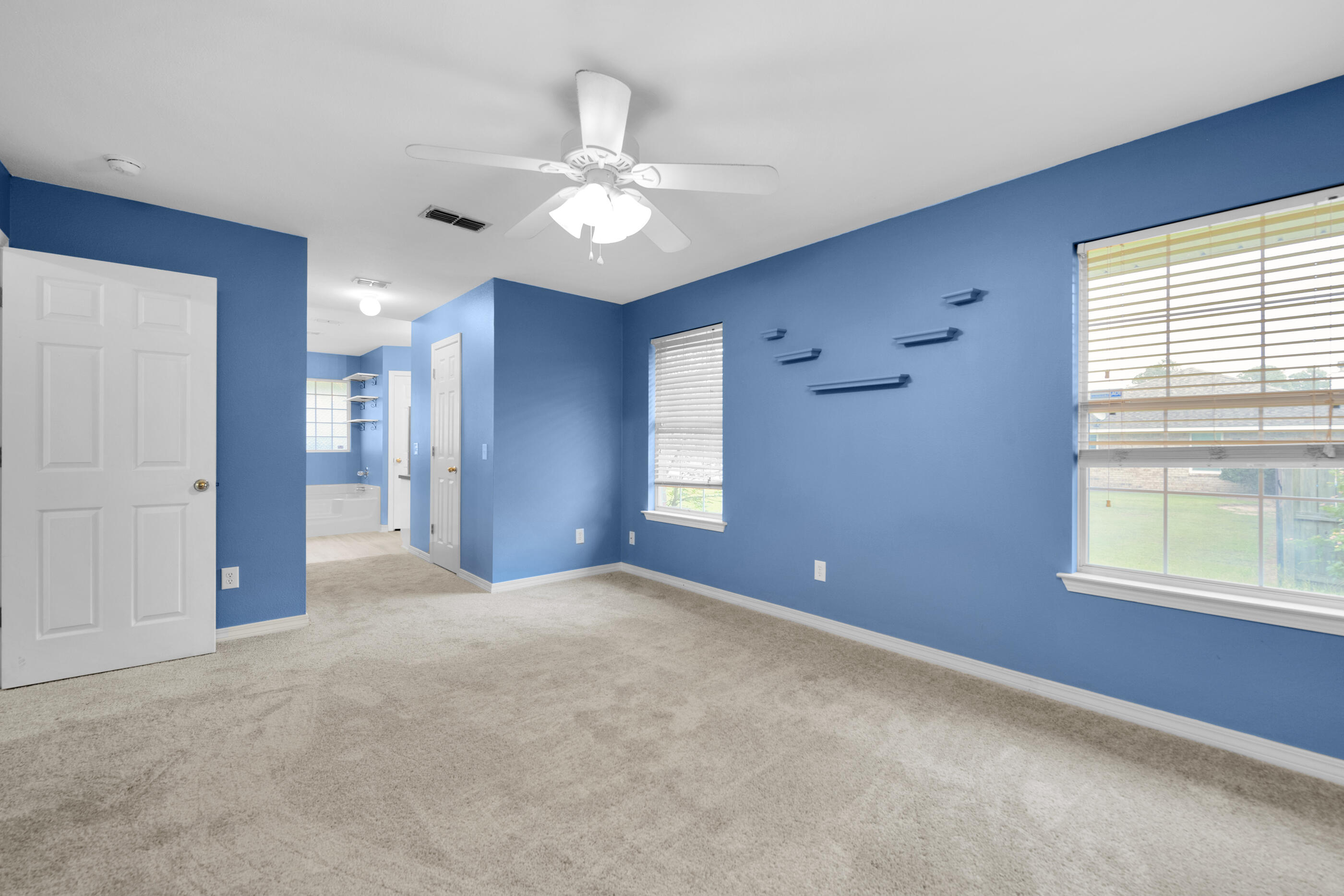 HOLLEY BY THE SEA - Residential