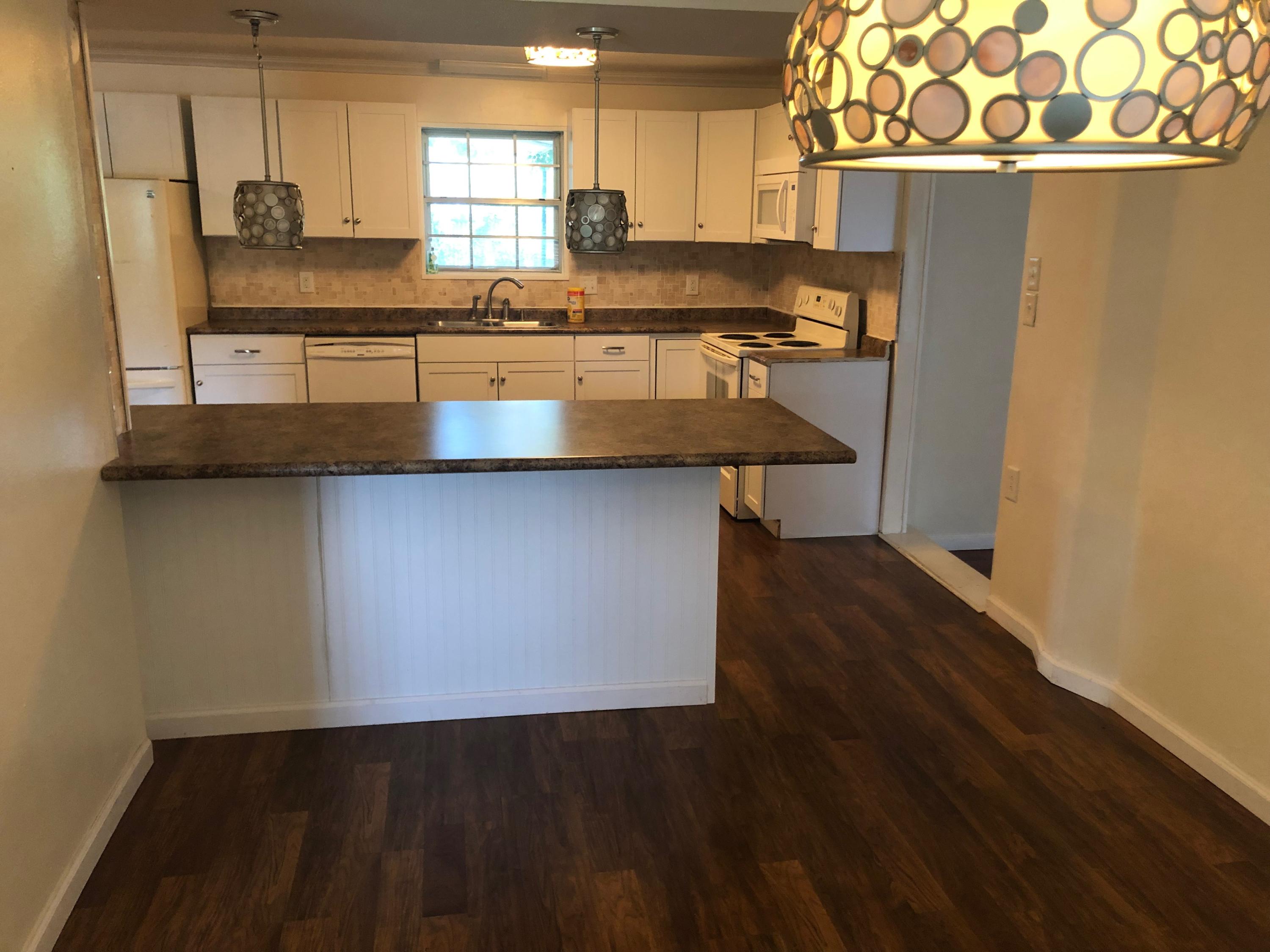 PINE LAKE - Residential