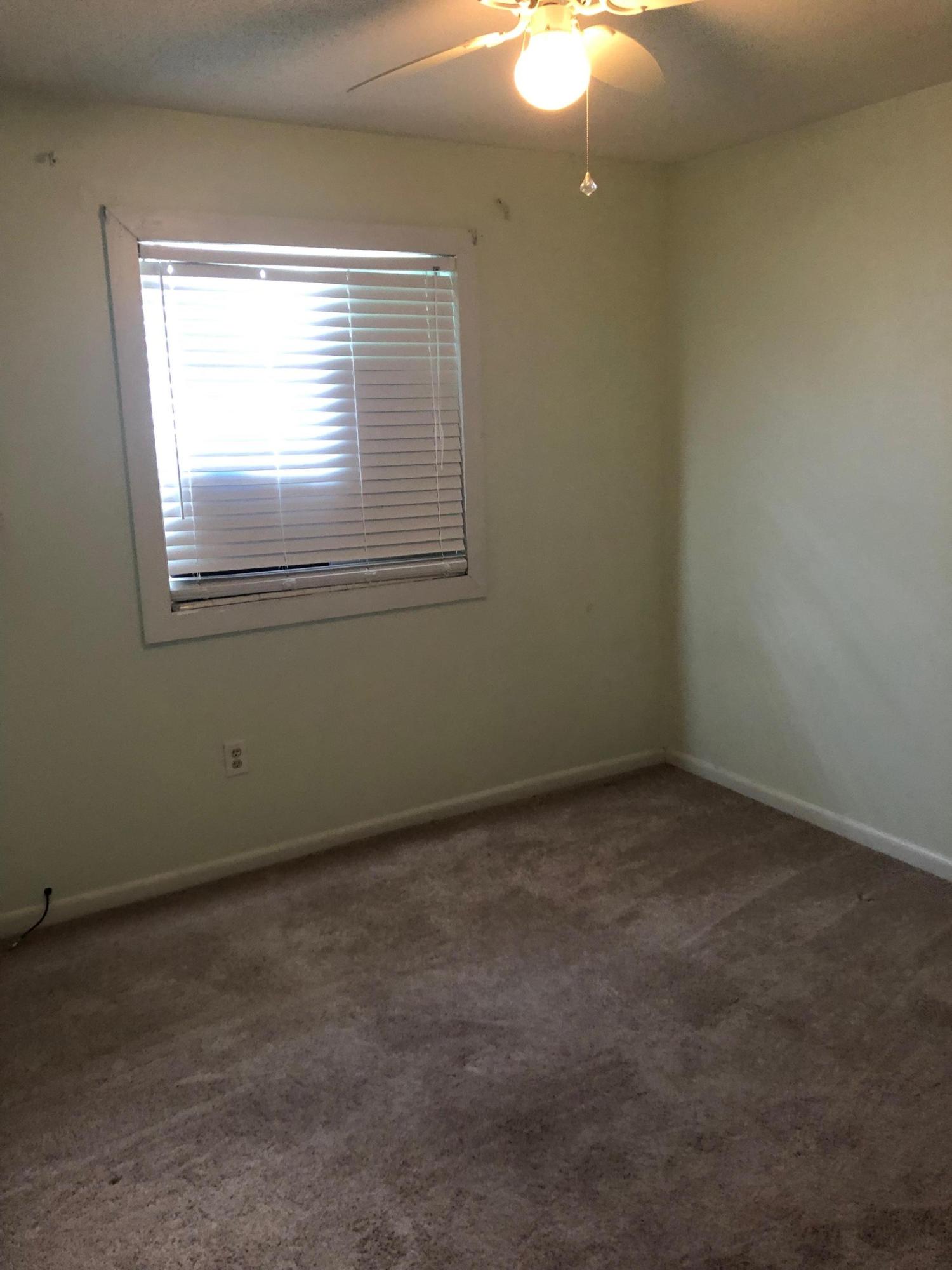 PINE LAKE - Residential