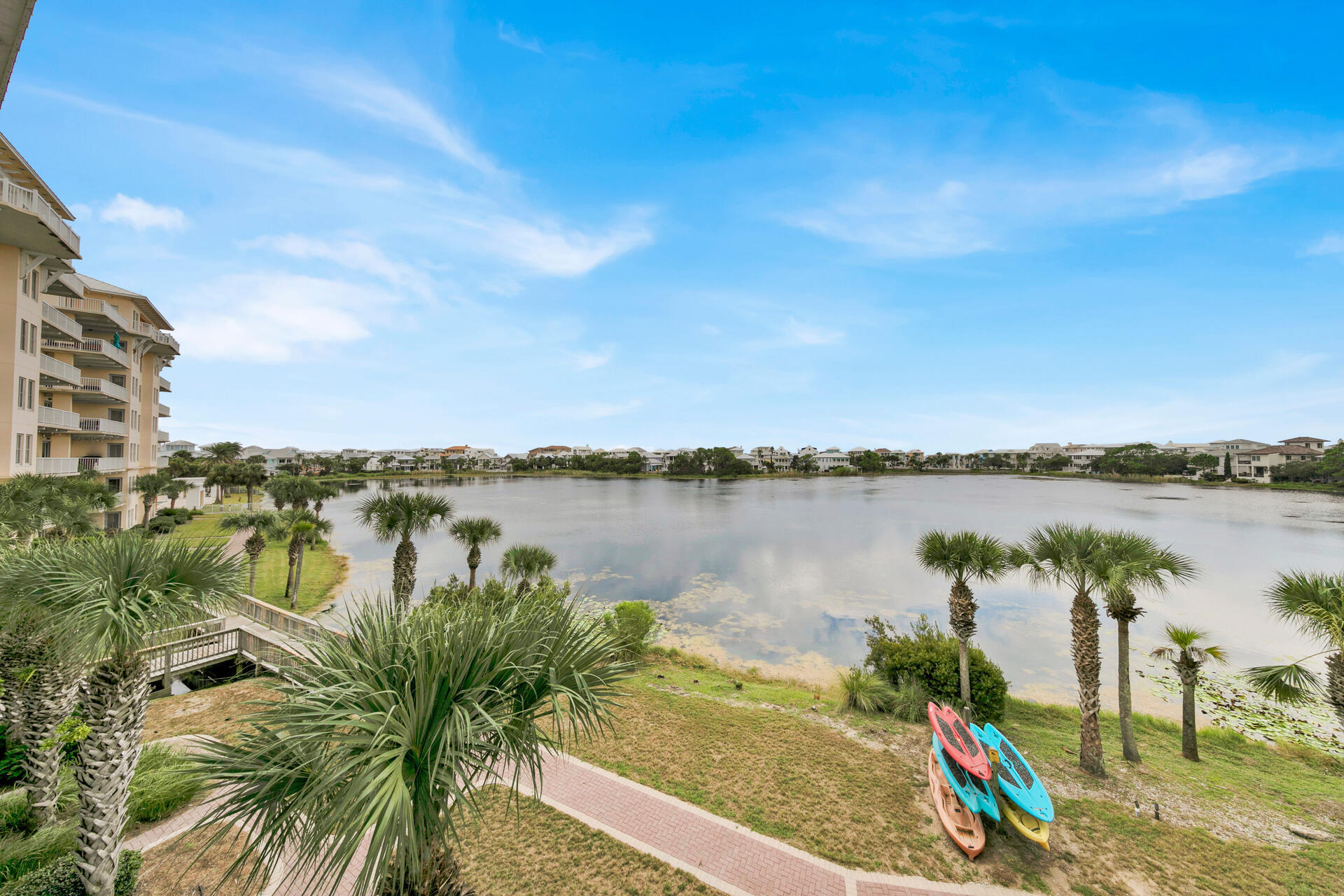 Carillon Beach Inn - Residential