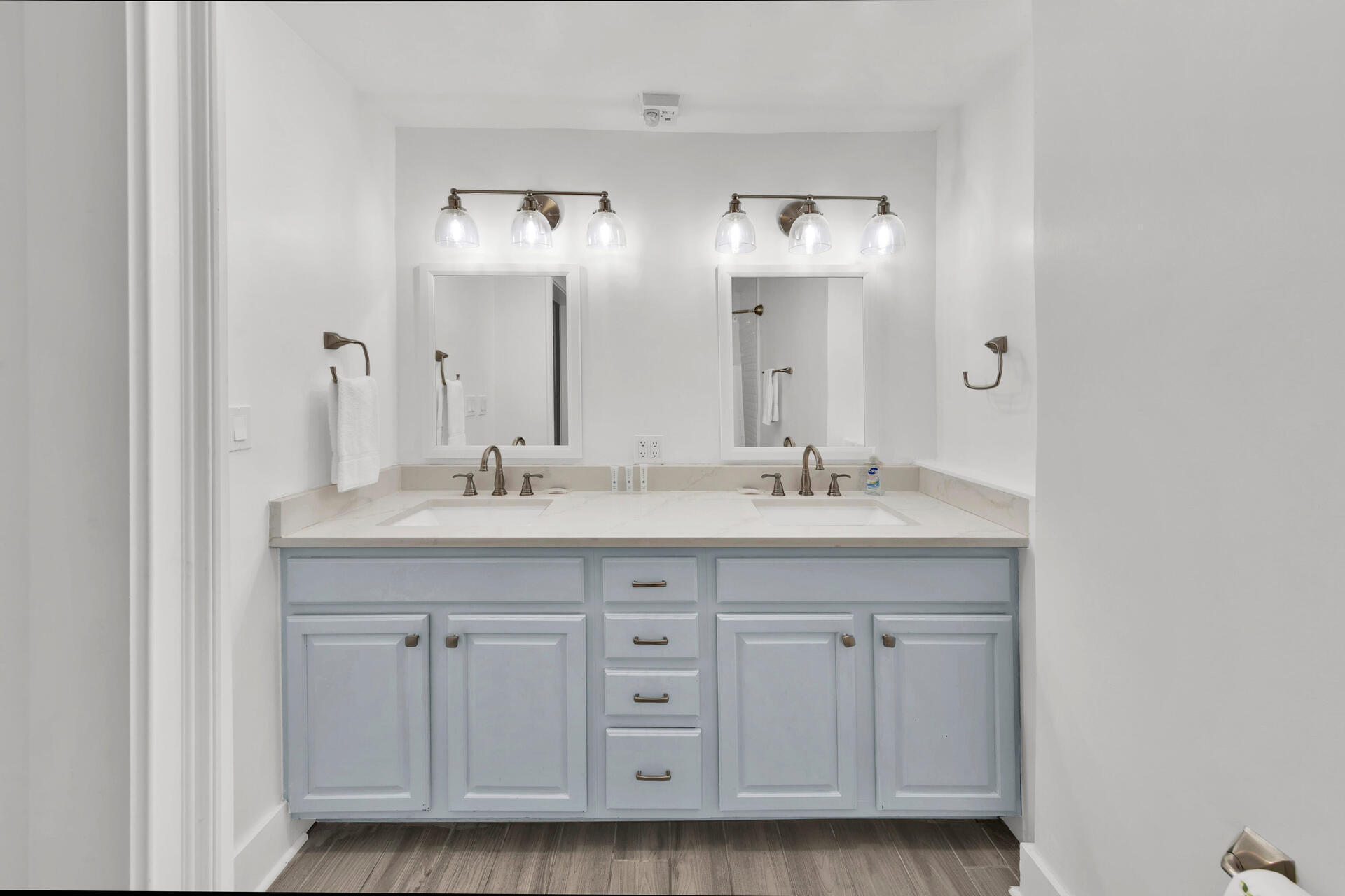 Carillon Beach Inn - Residential