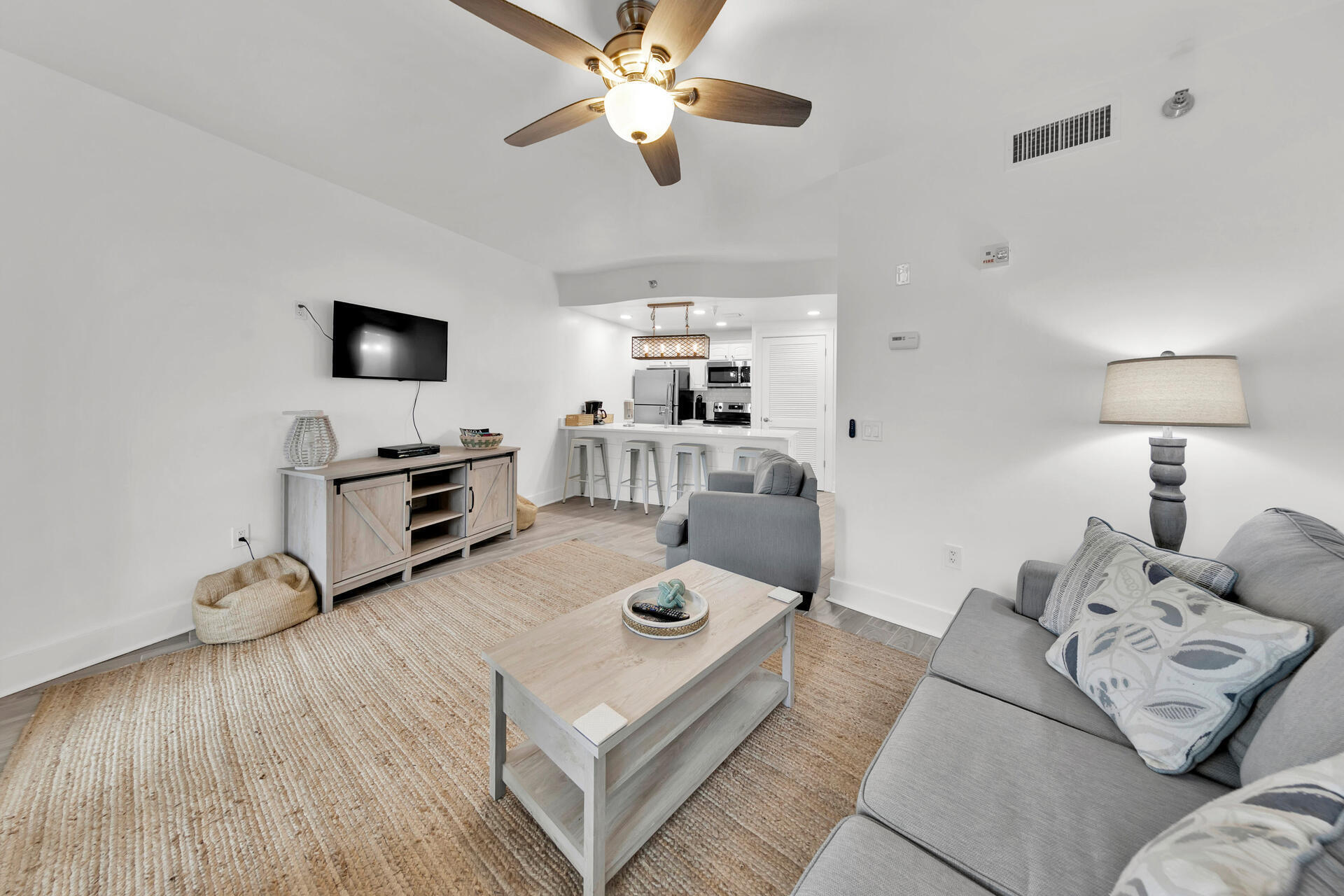 Carillon Beach Inn - Residential