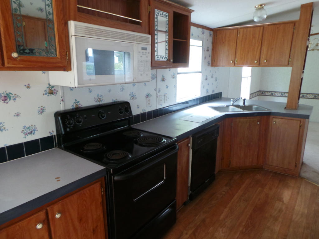 WYNNEHAVEN BEACH ESTATES - Residential