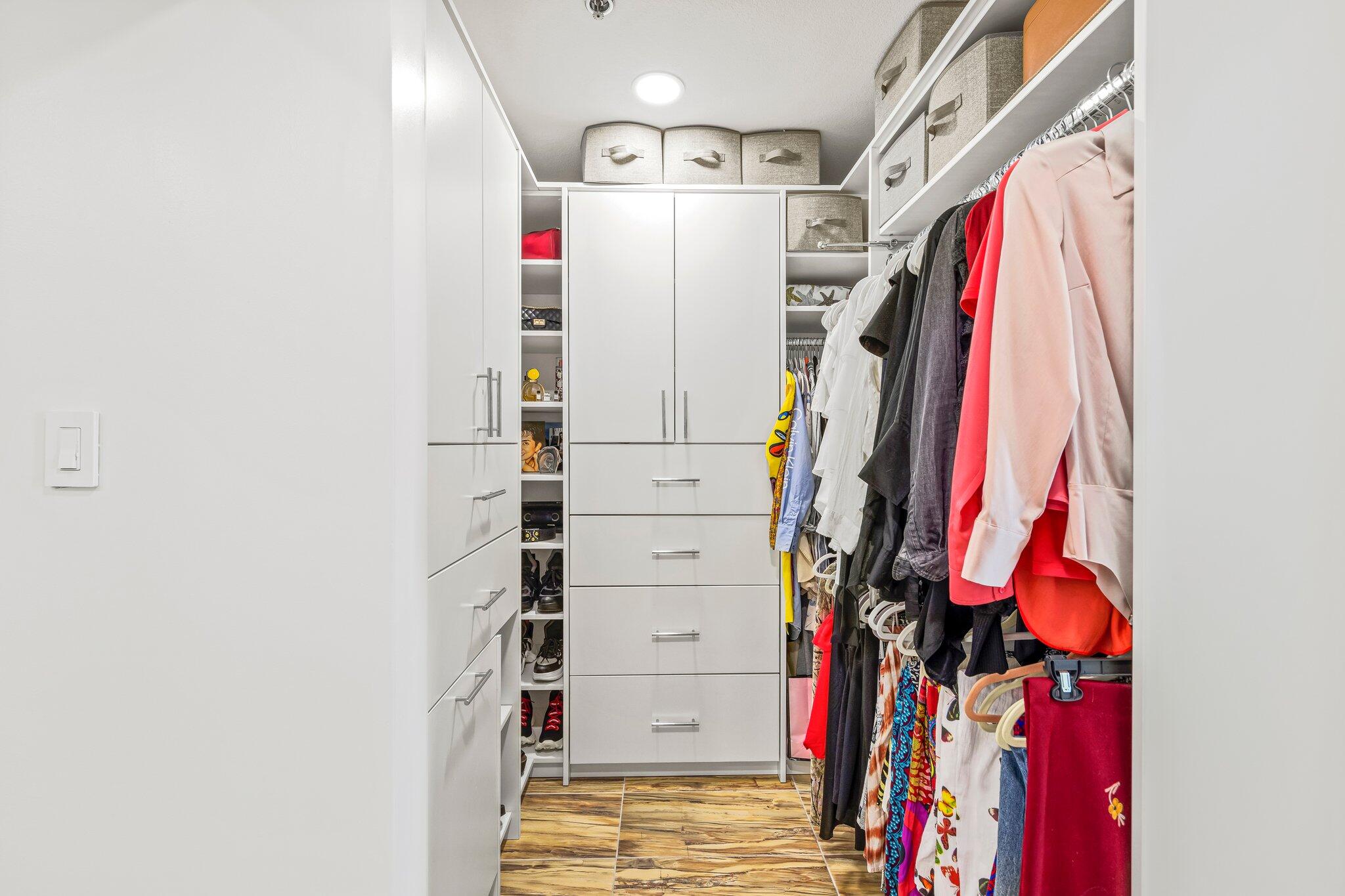 ARIEL DUNES II - Residential