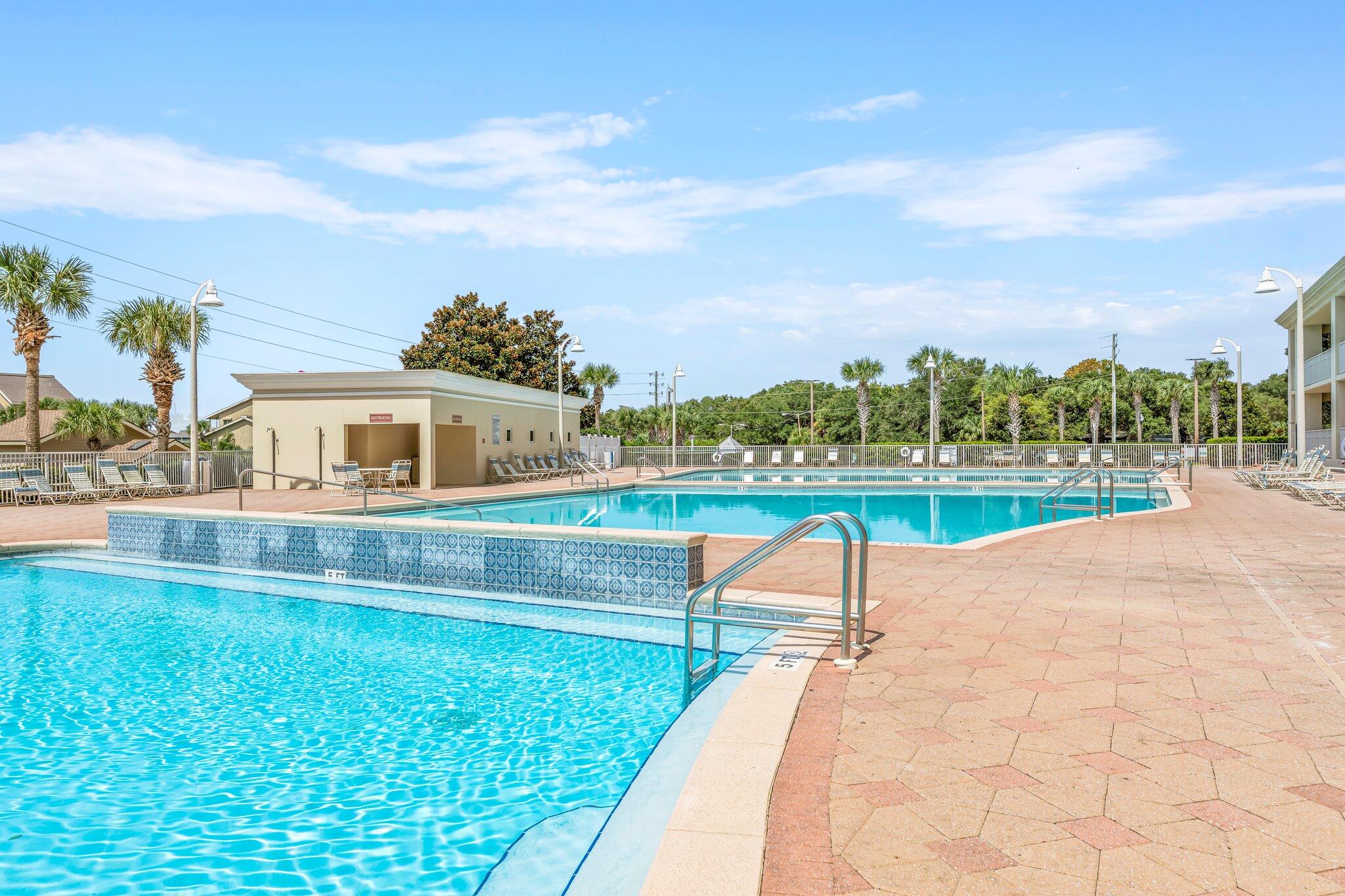 ARIEL DUNES II - Residential