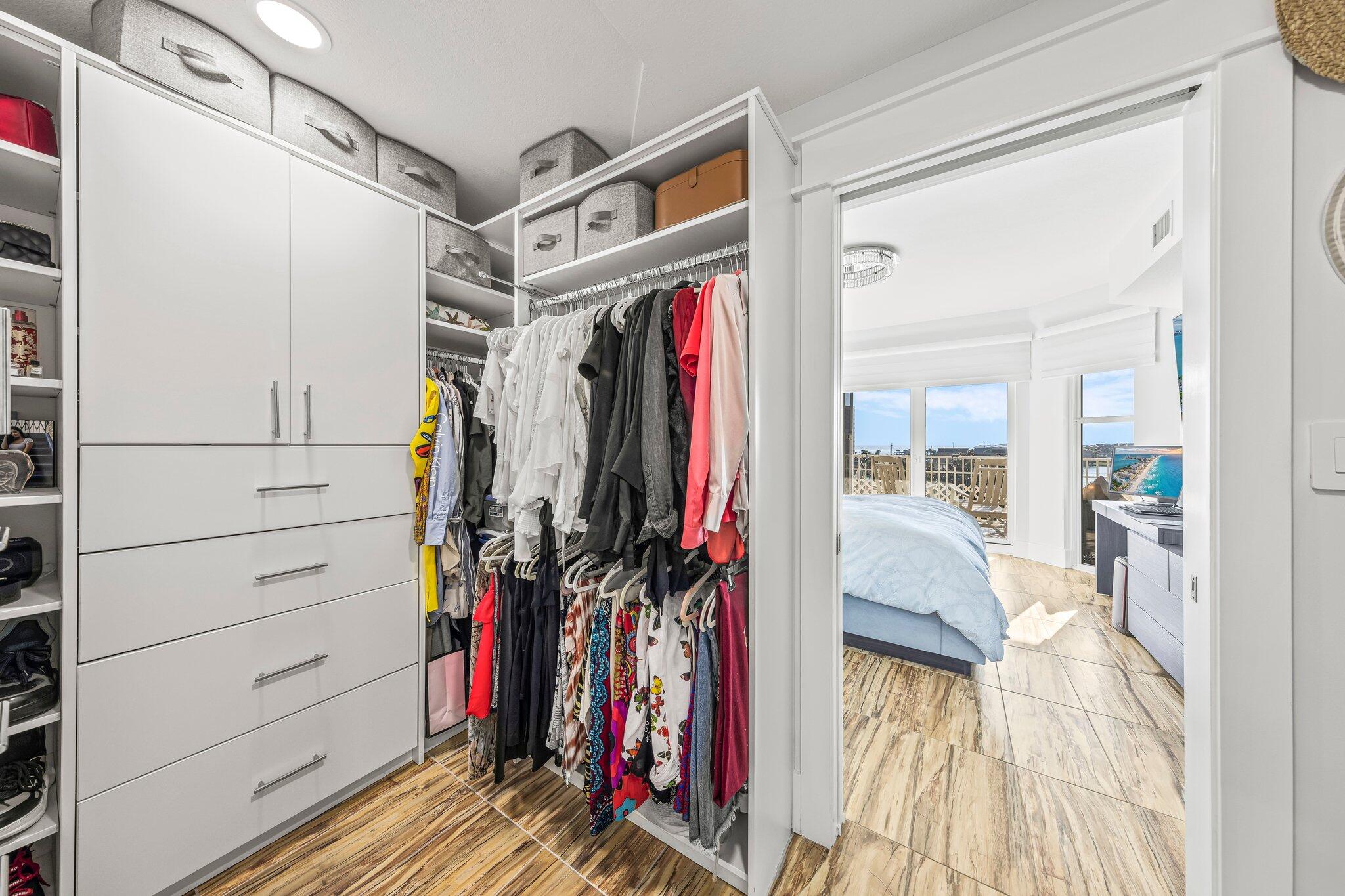 ARIEL DUNES II - Residential