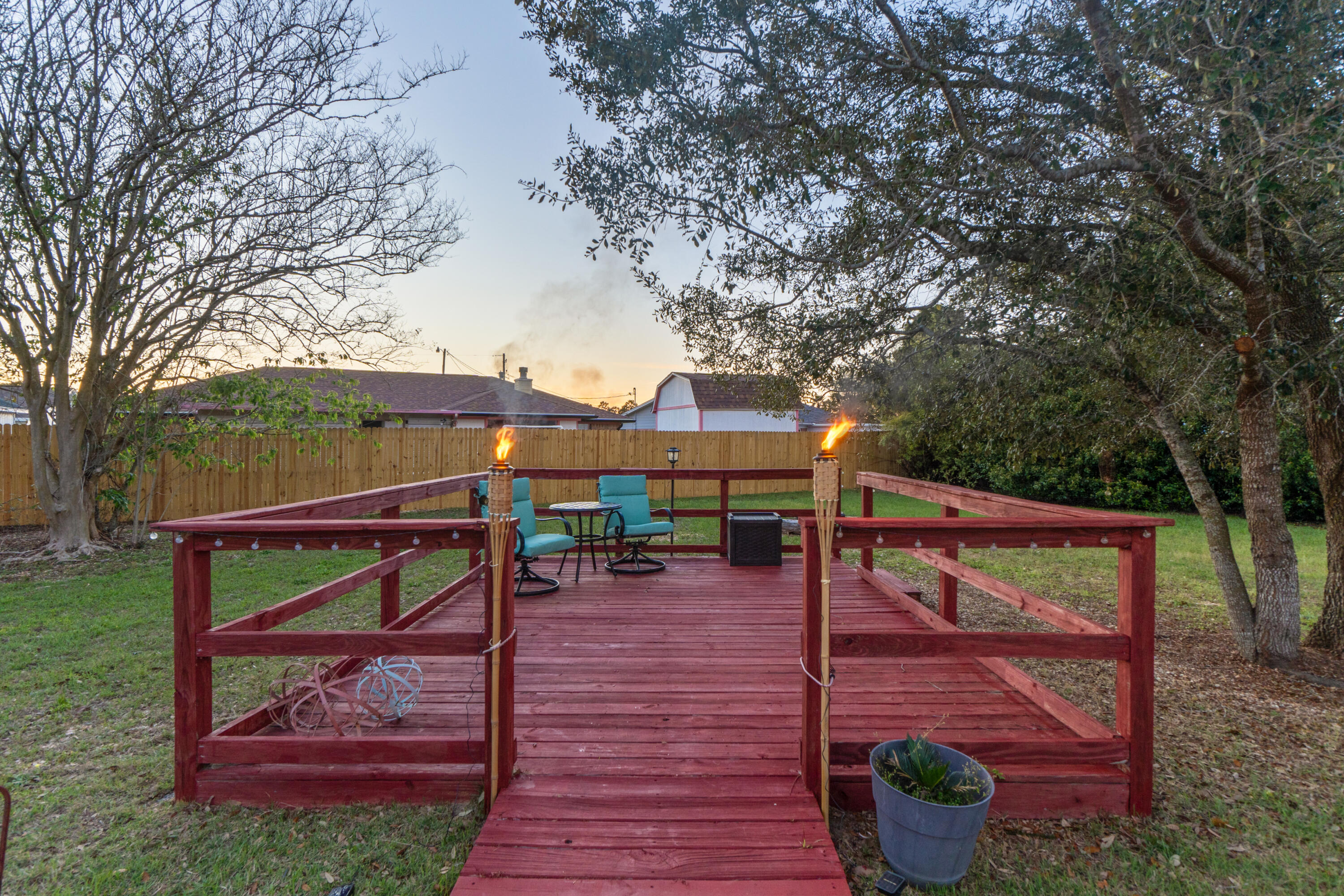 WOODRIDGE MANOR - Residential