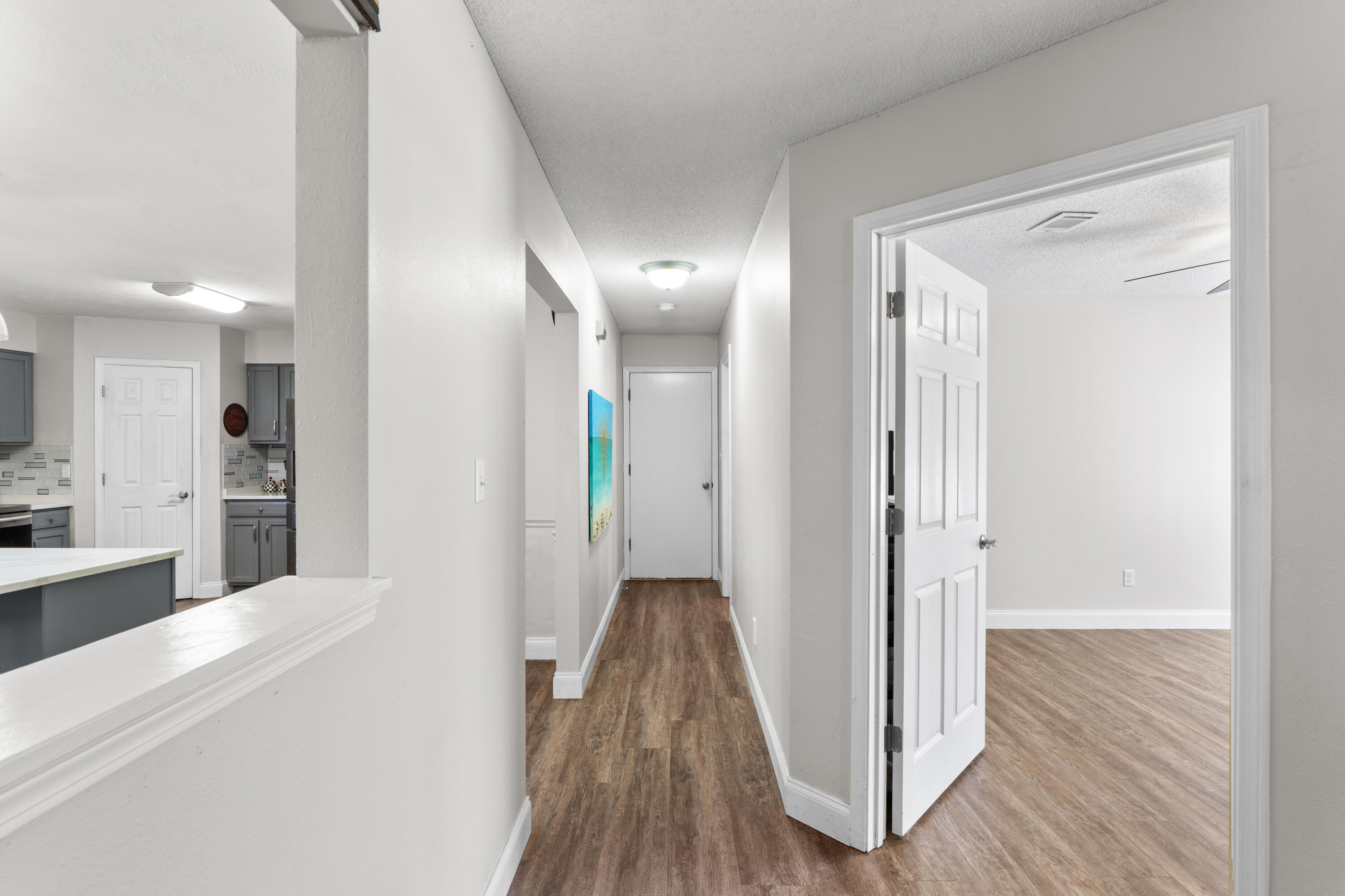 WOODRIDGE MANOR - Residential