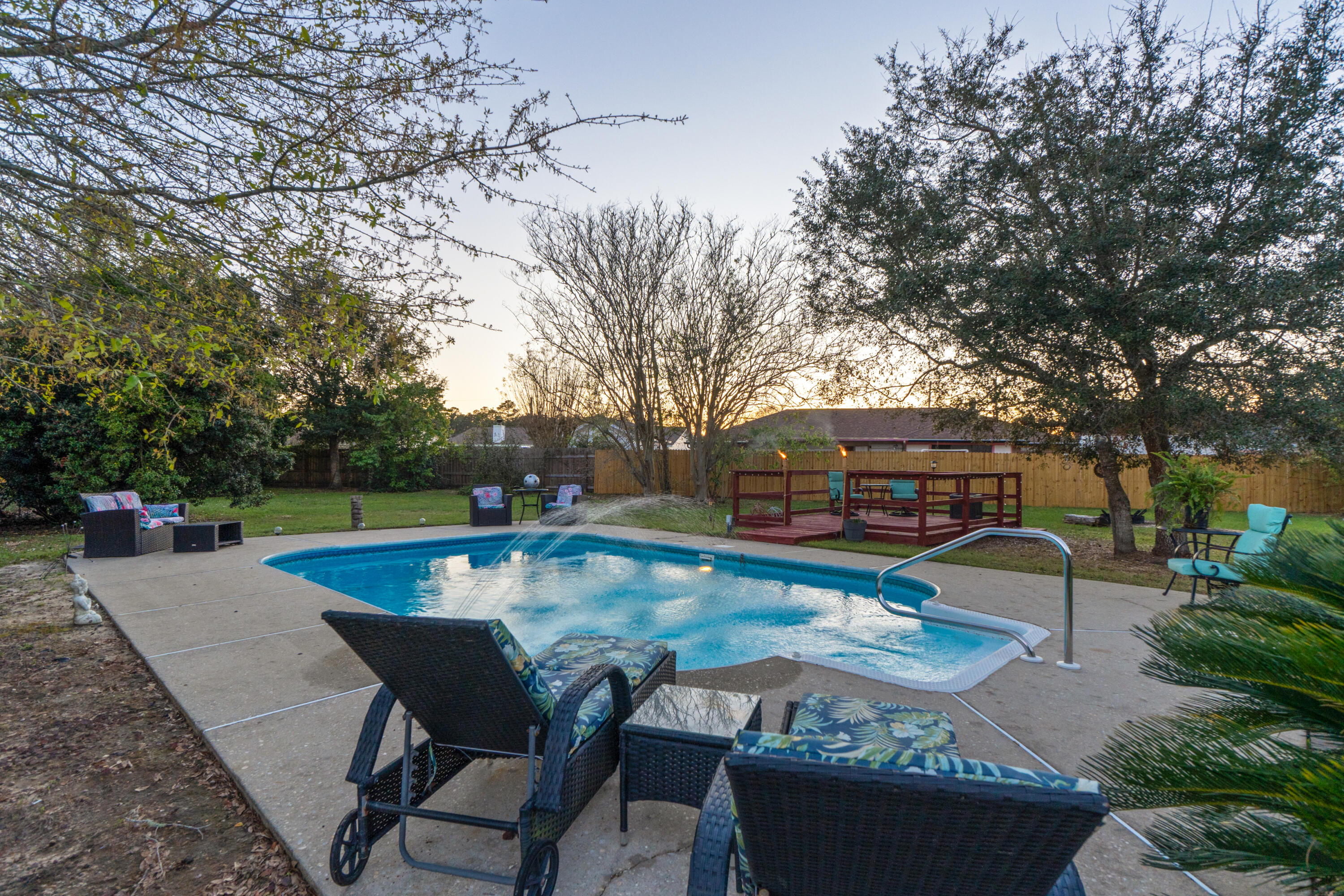 WOODRIDGE MANOR - Residential