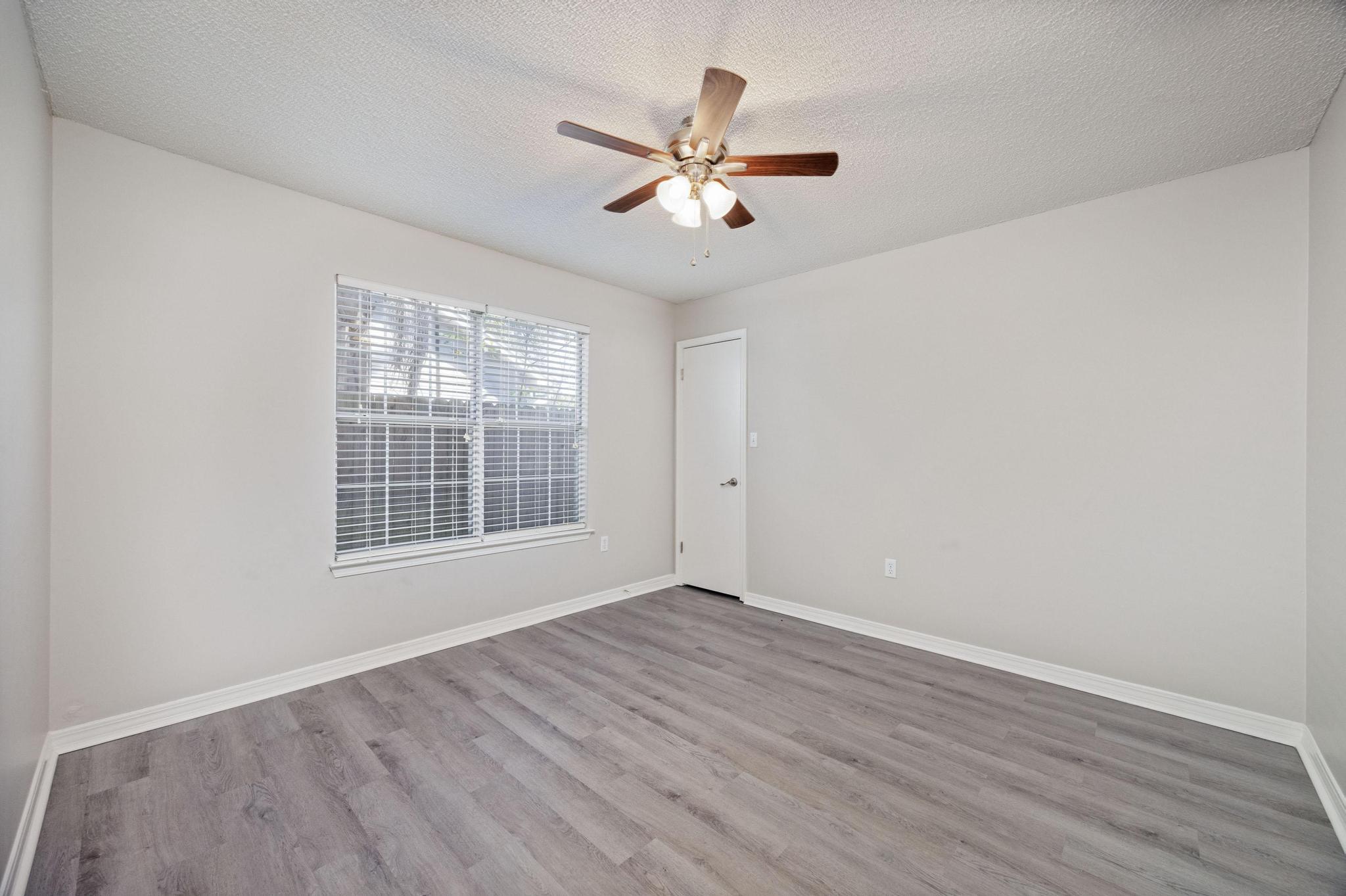 SANDY RIDGE ESTATES - Residential