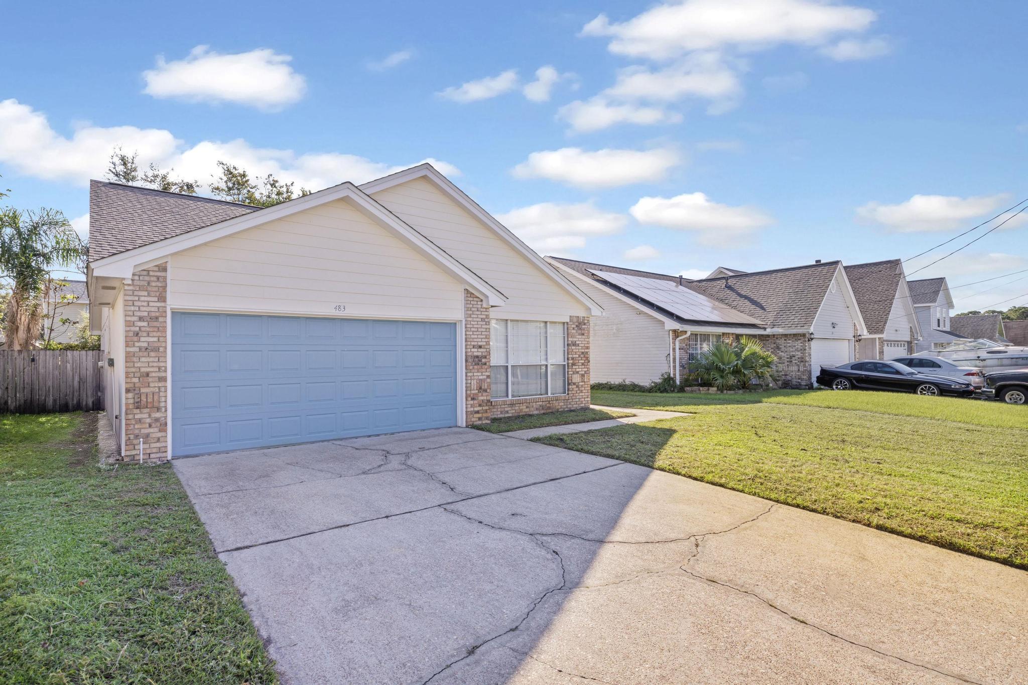 SANDY RIDGE ESTATES - Residential