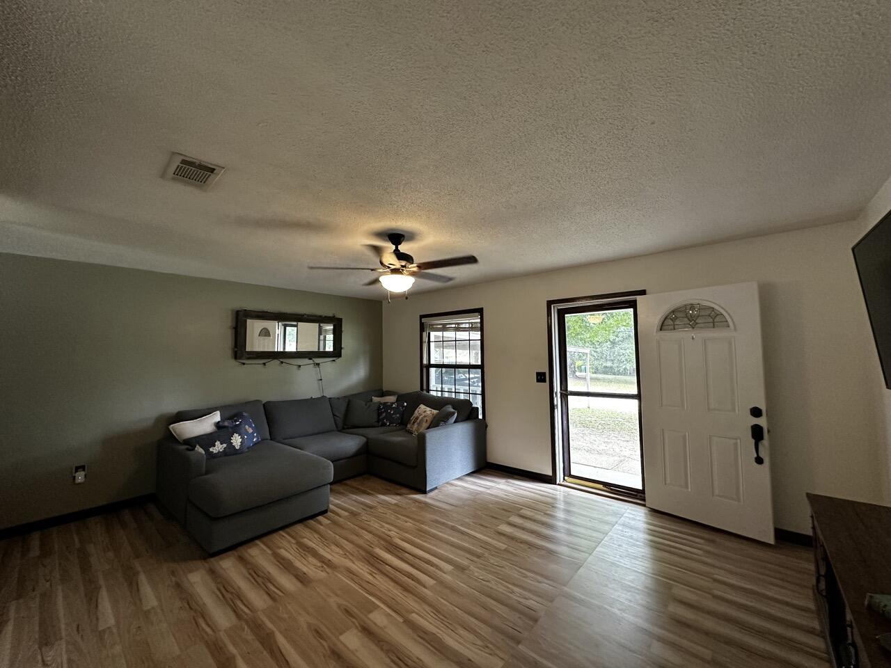 SHOAL CREEK MANOR WEST - Residential