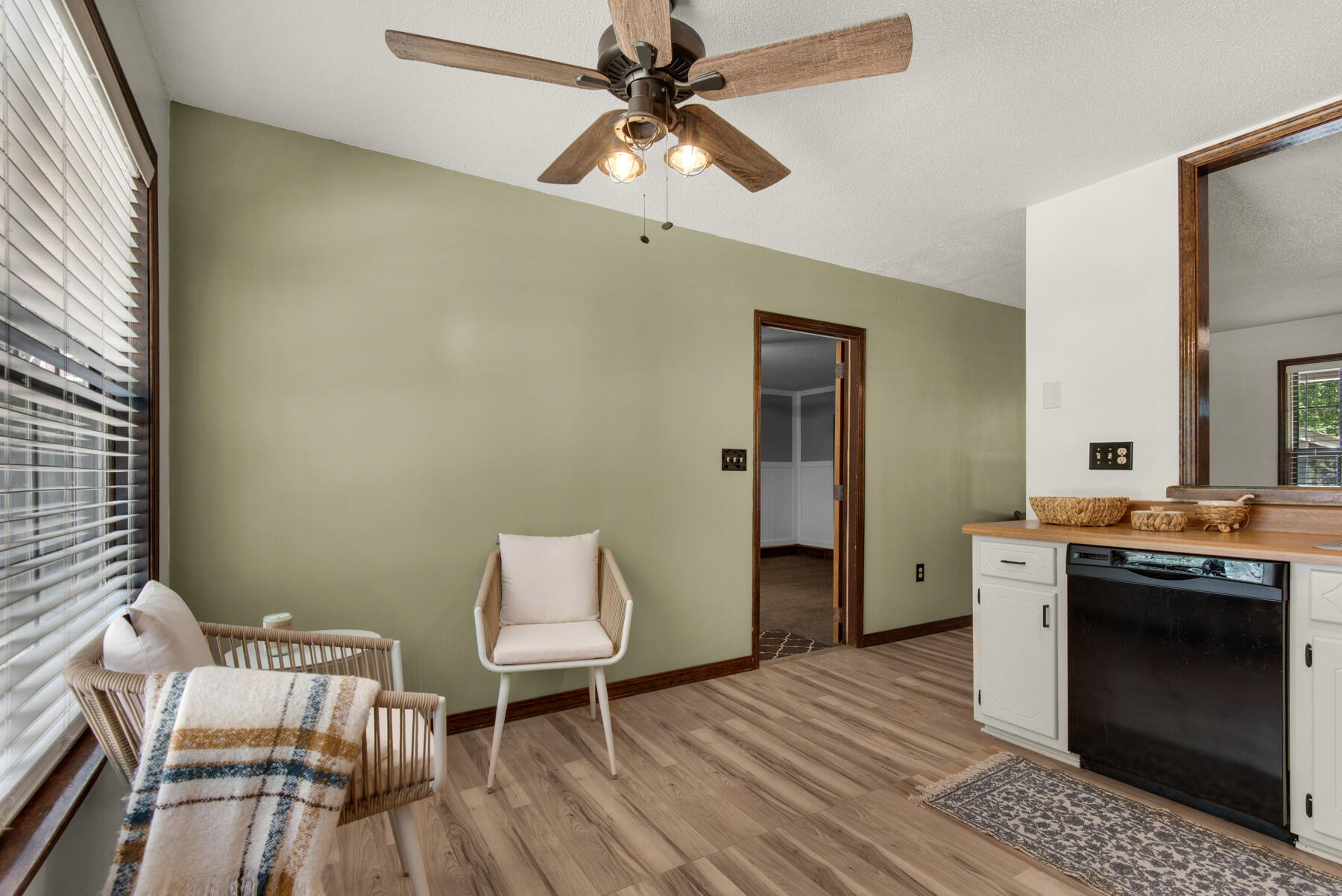 SHOAL CREEK MANOR WEST - Residential
