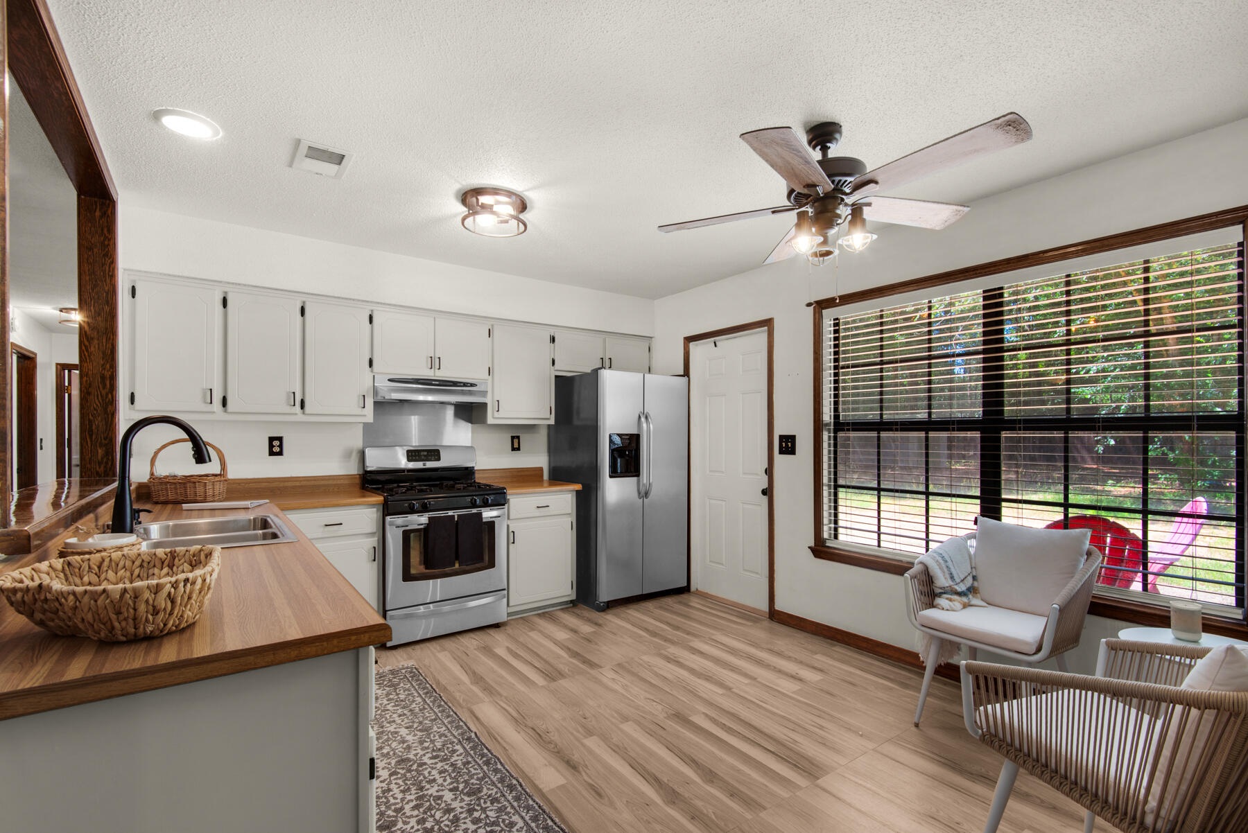 SHOAL CREEK MANOR WEST - Residential