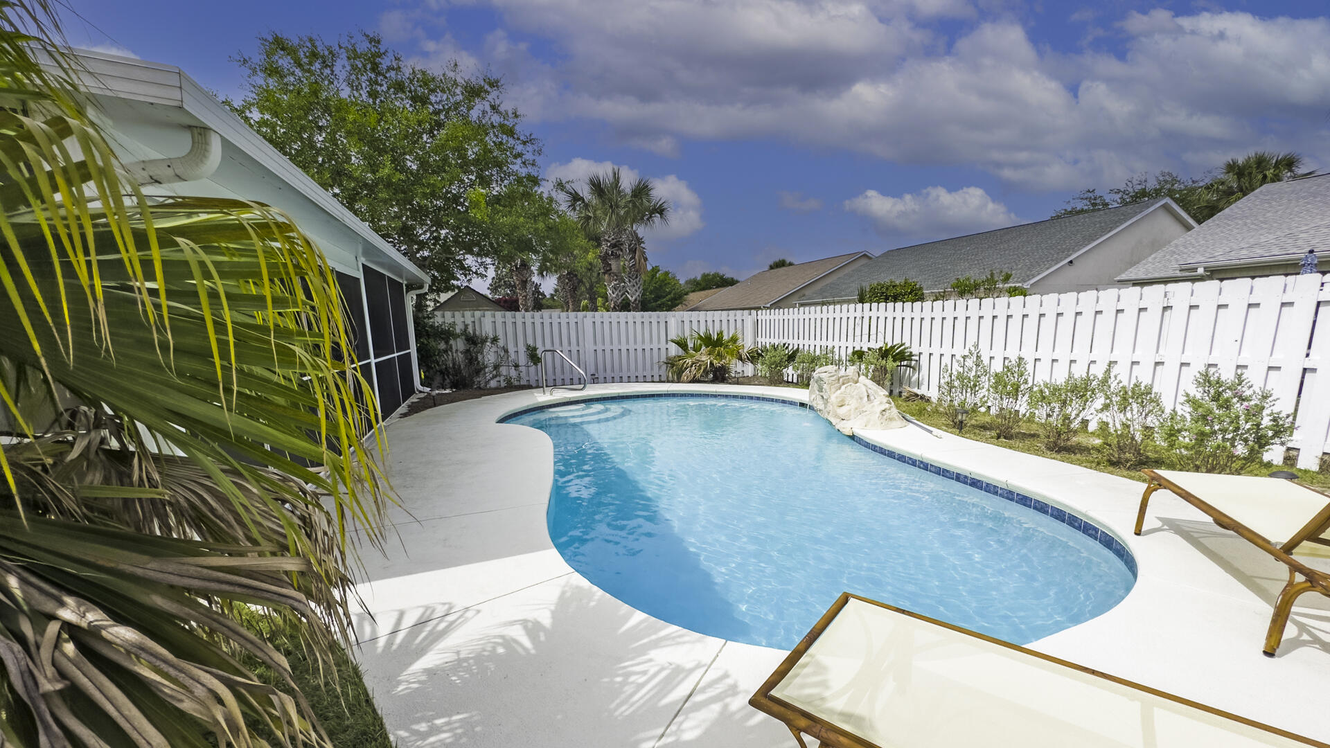 SUMMERWOOD PHASE 111 - Residential