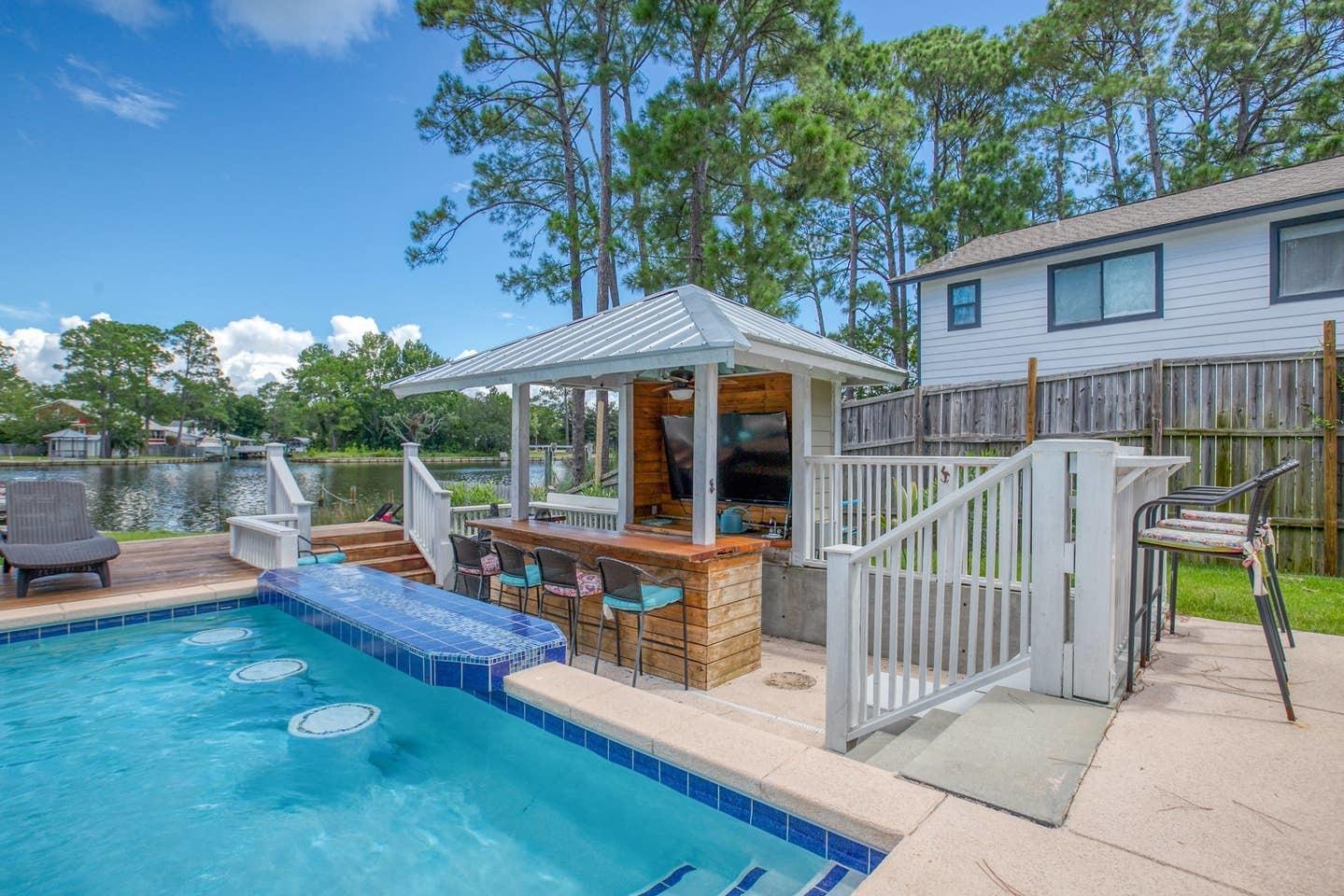 TURQUOISE BEACH 3RD ADDN - Residential