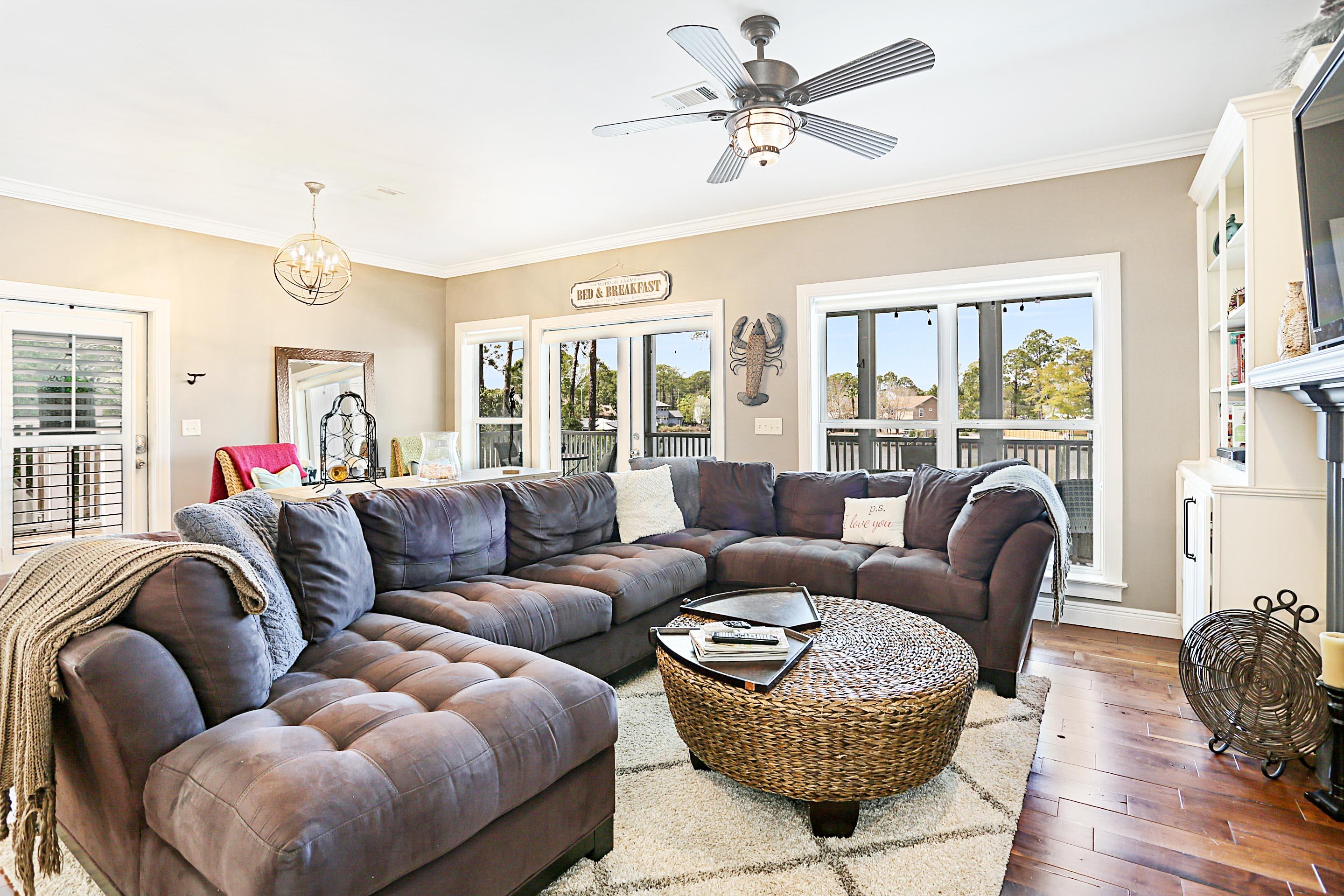 TURQUOISE BEACH 3RD ADDN - Residential