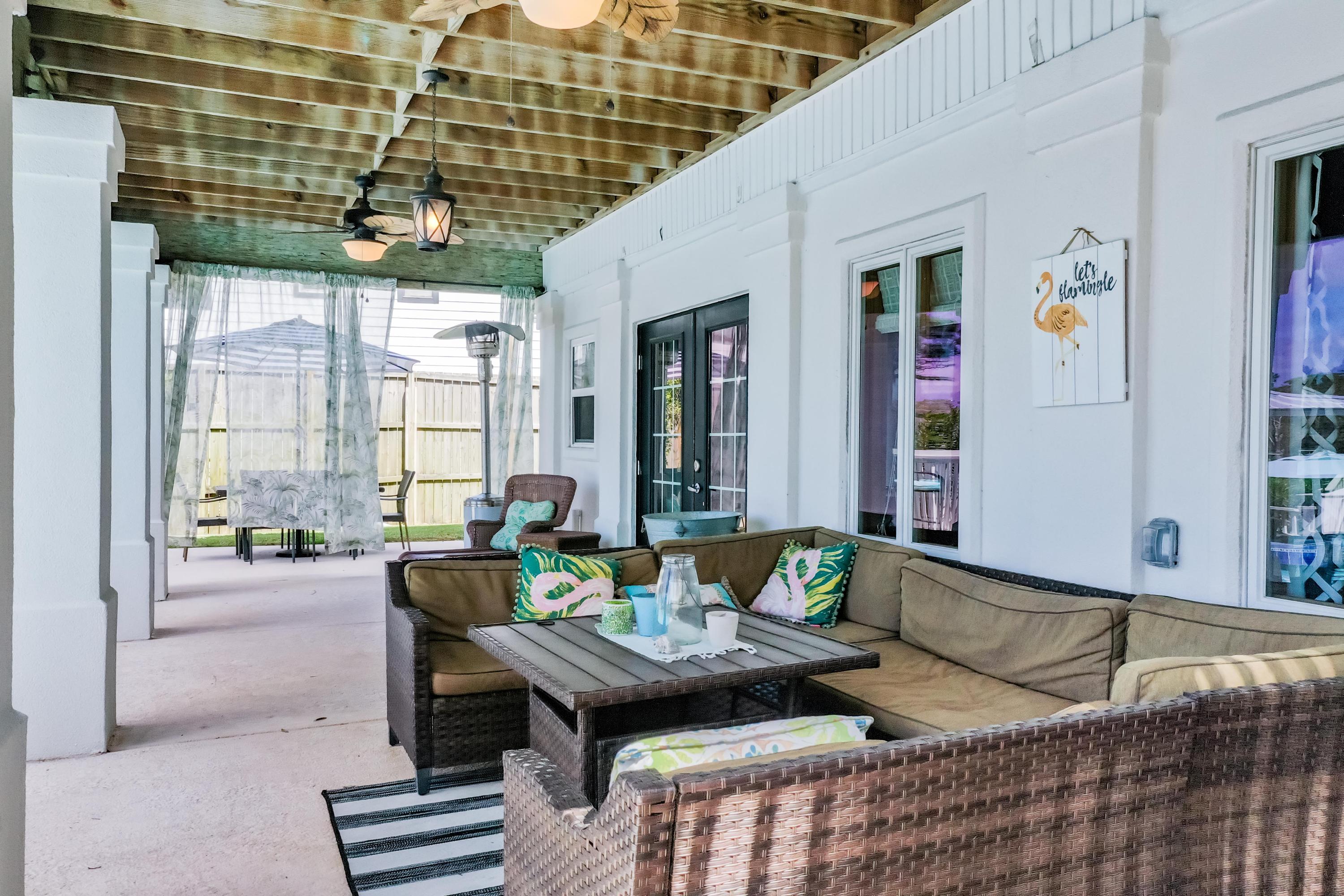 TURQUOISE BEACH 3RD ADDN - Residential