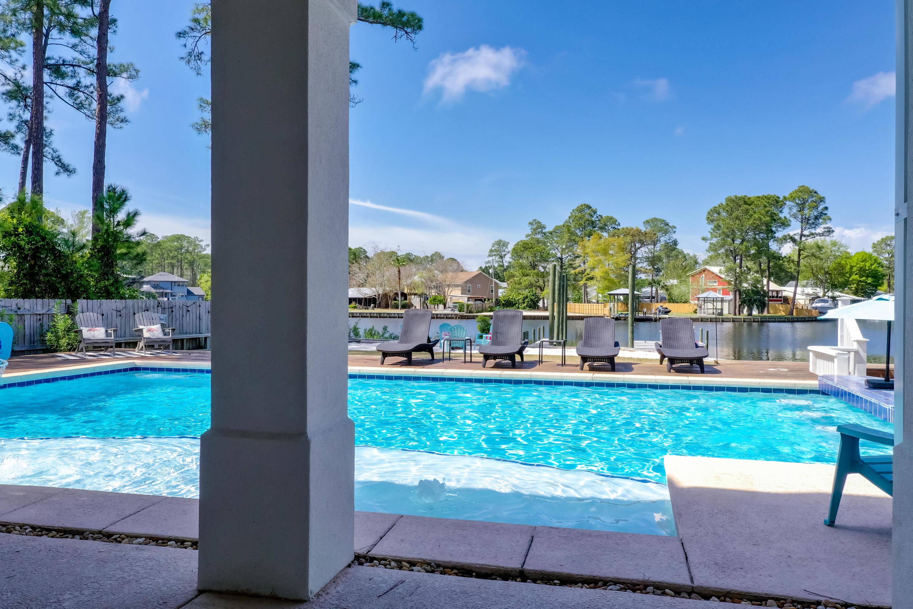 TURQUOISE BEACH 3RD ADDN - Residential