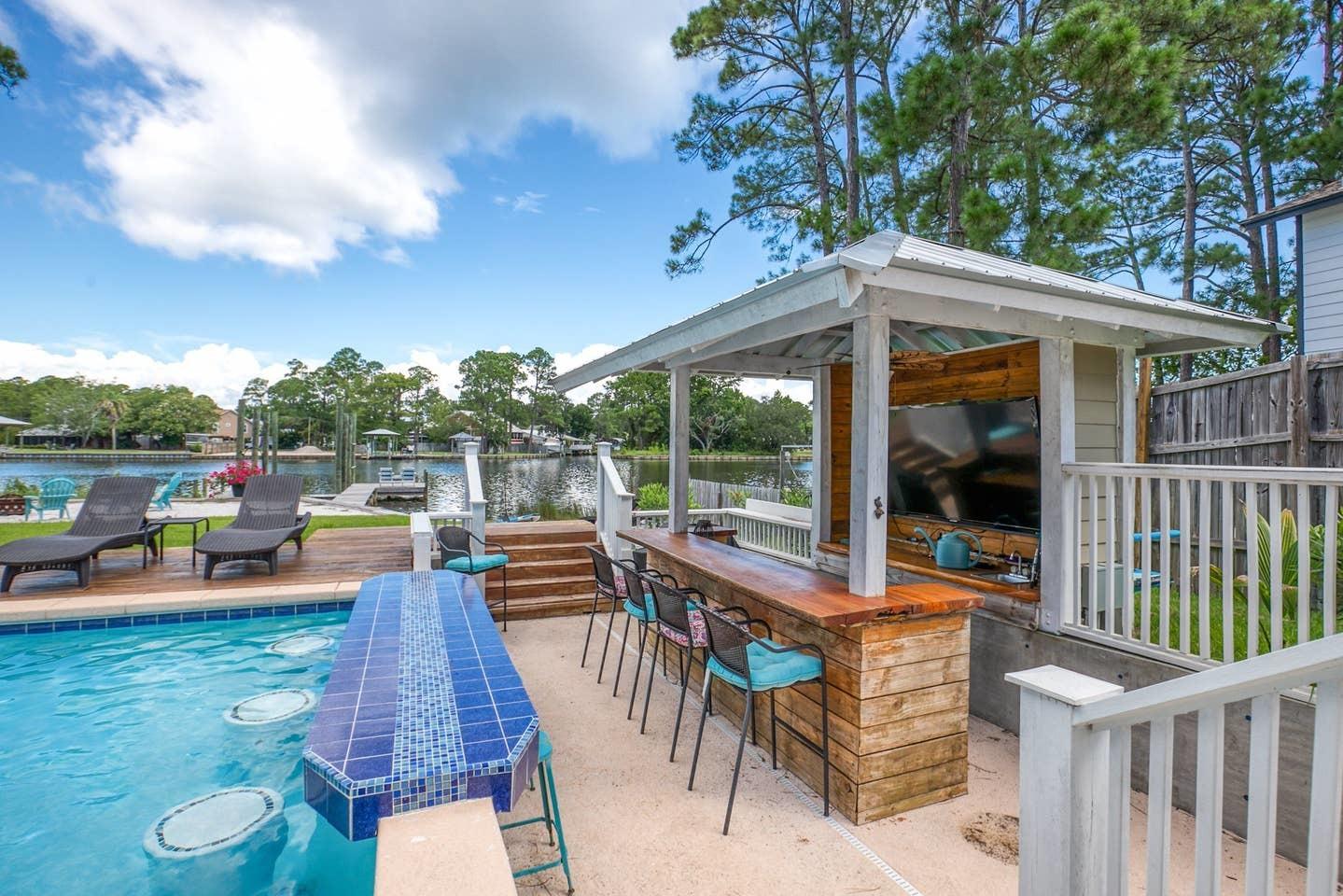 TURQUOISE BEACH 3RD ADDN - Residential