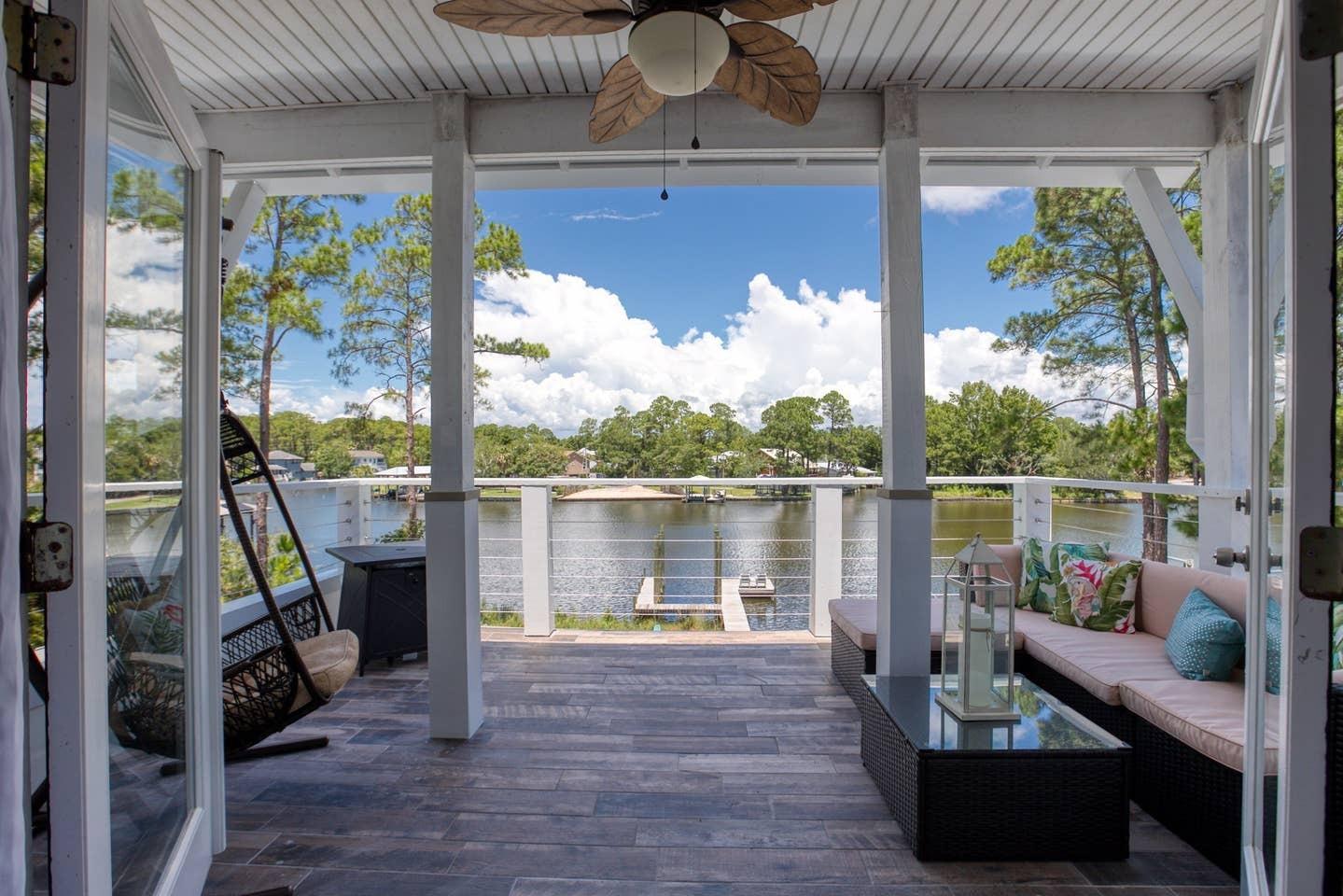 TURQUOISE BEACH 3RD ADDN - Residential
