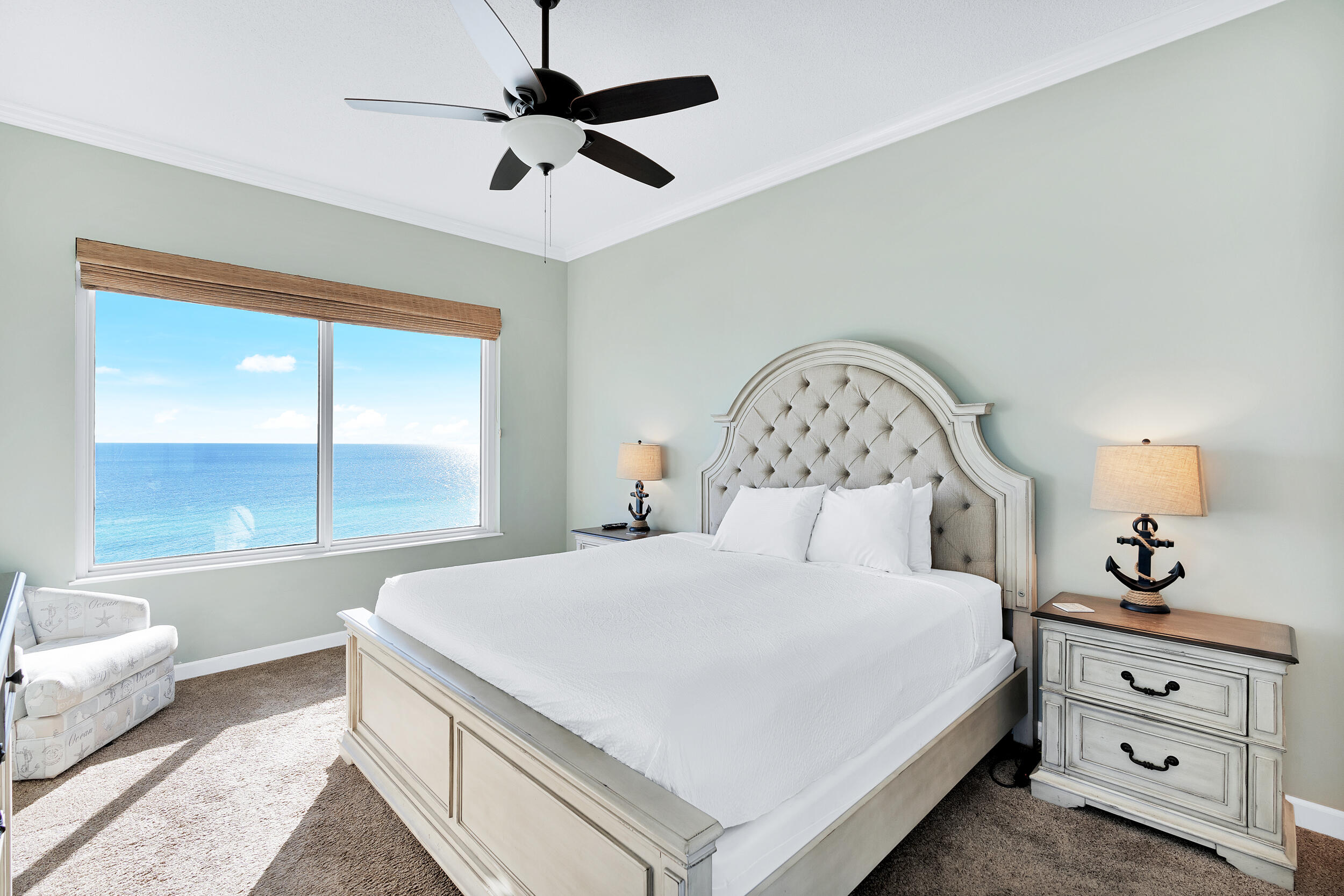 LEEWARD KEY - Residential