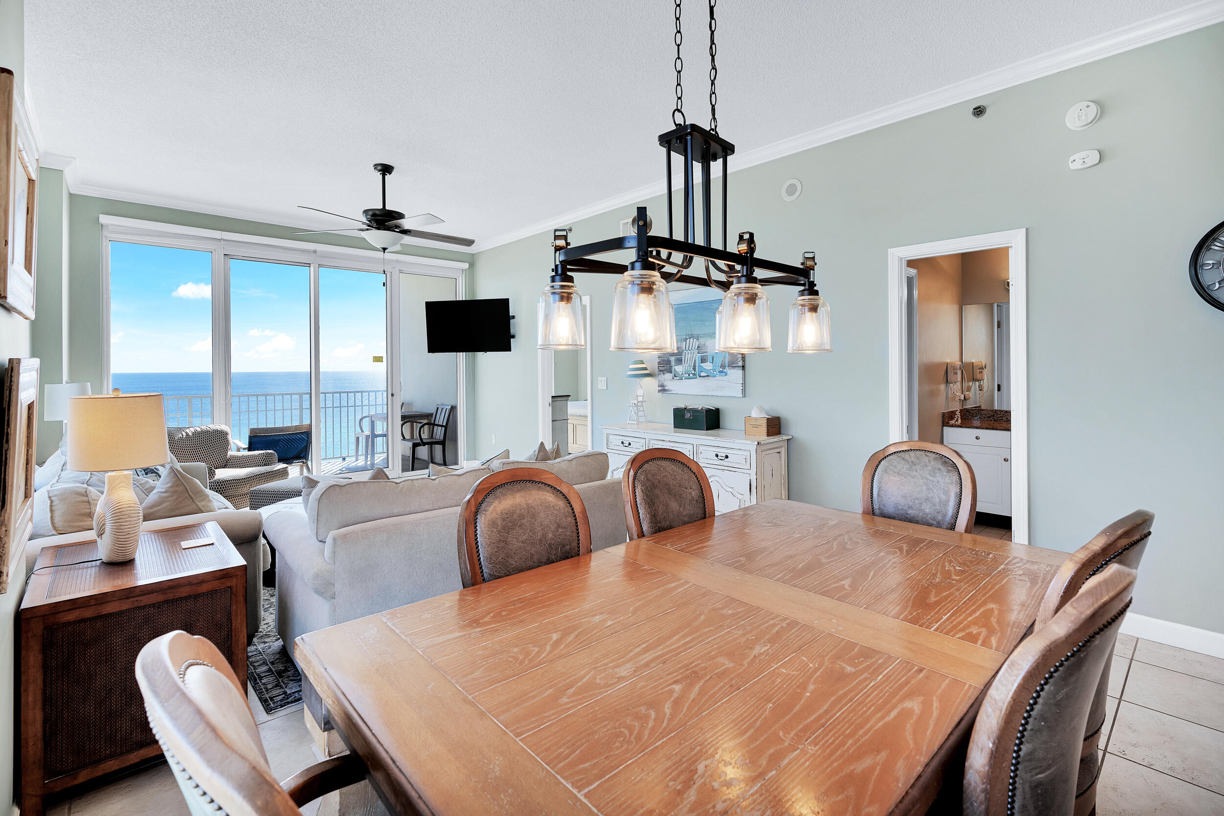 LEEWARD KEY - Residential