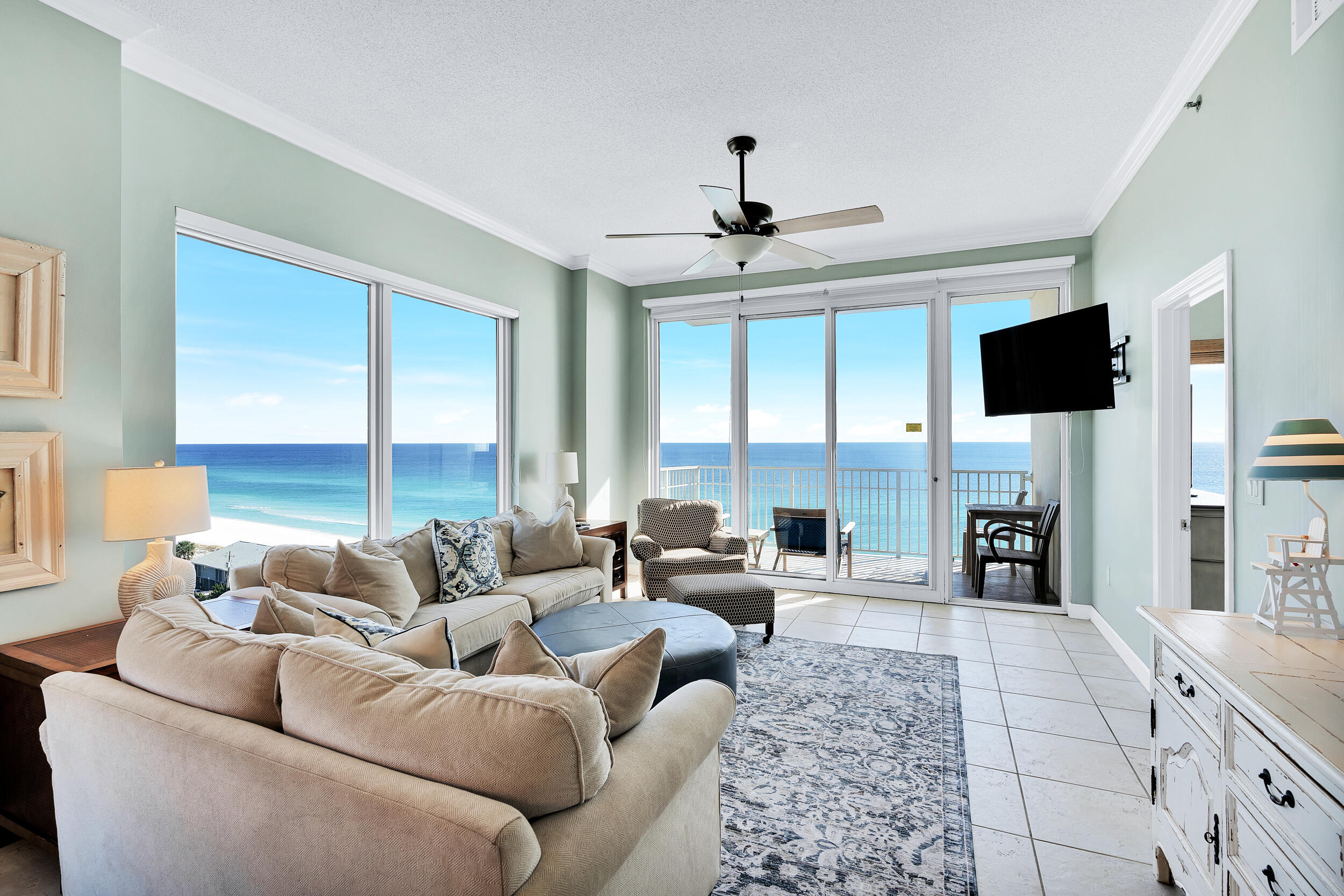 LEEWARD KEY - Residential