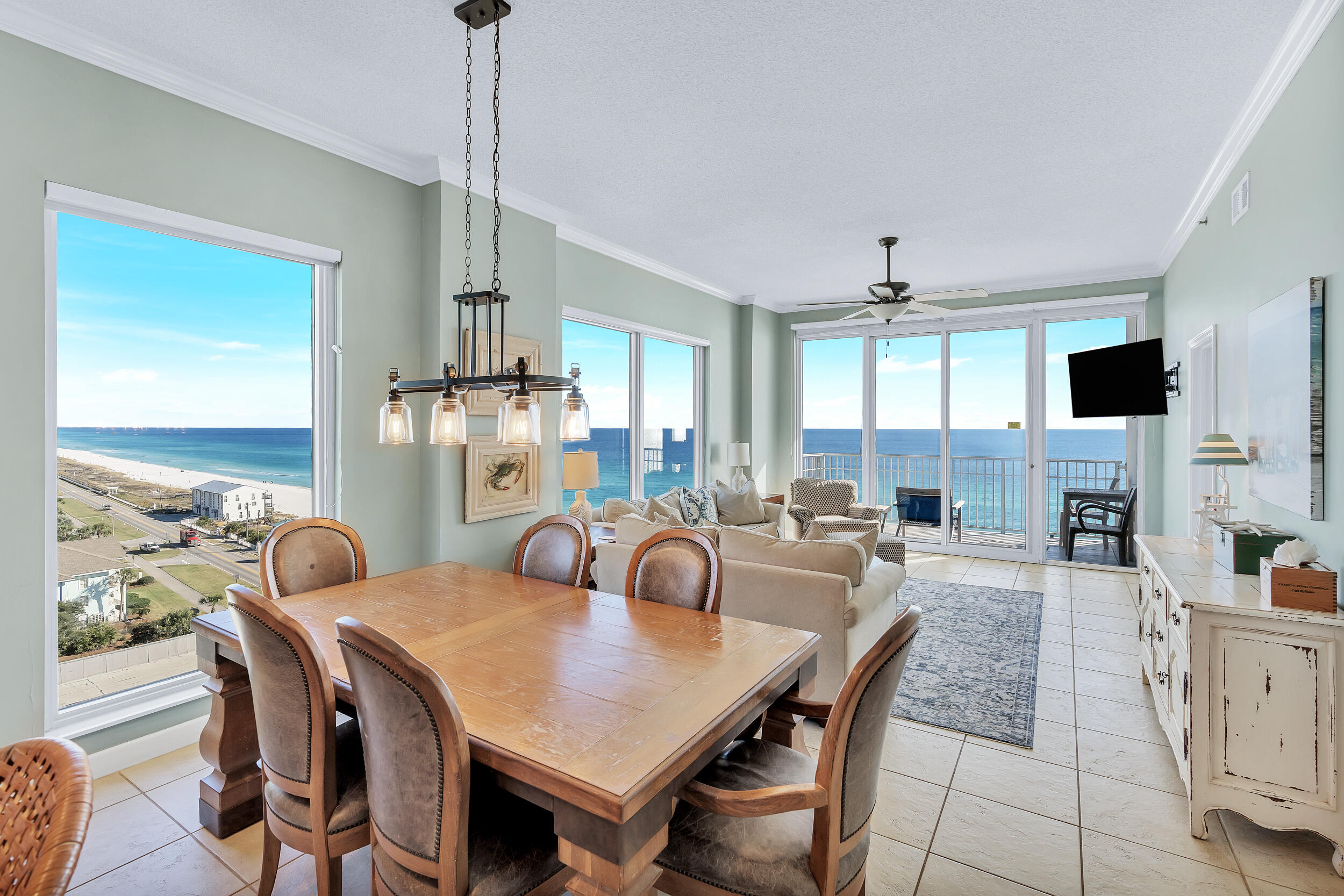 LEEWARD KEY - Residential