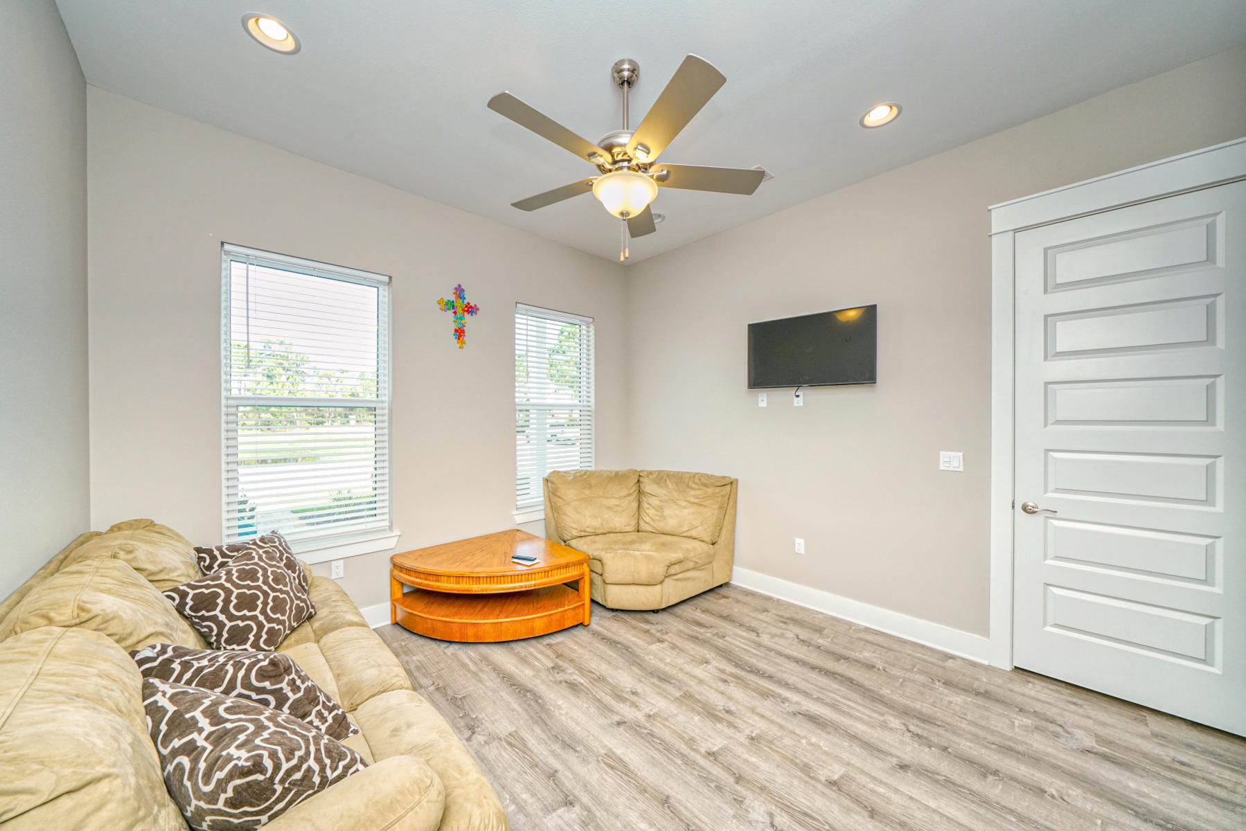 FRANGISTA BEACH 3RD AADDITION - Residential