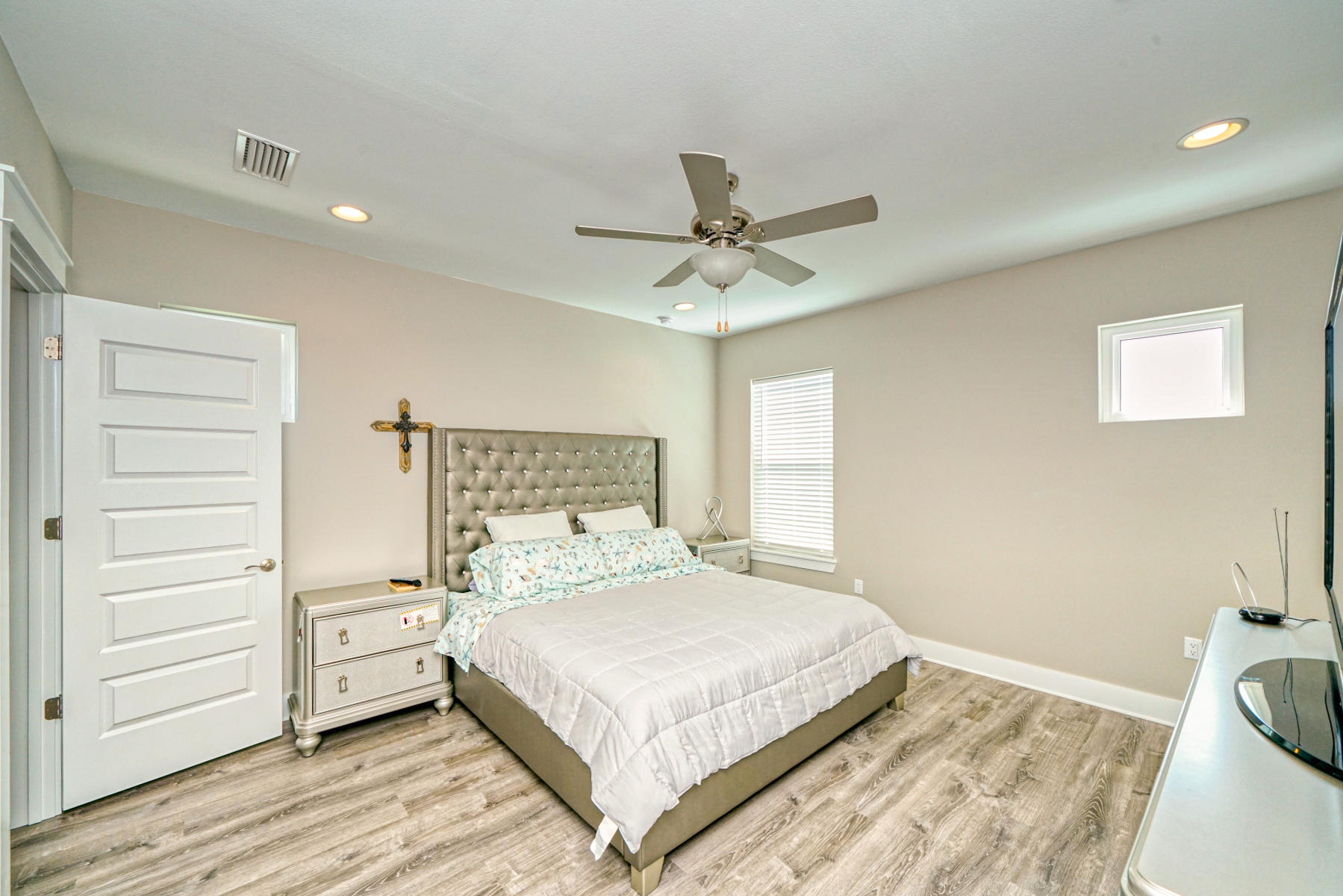 FRANGISTA BEACH 3RD AADDITION - Residential