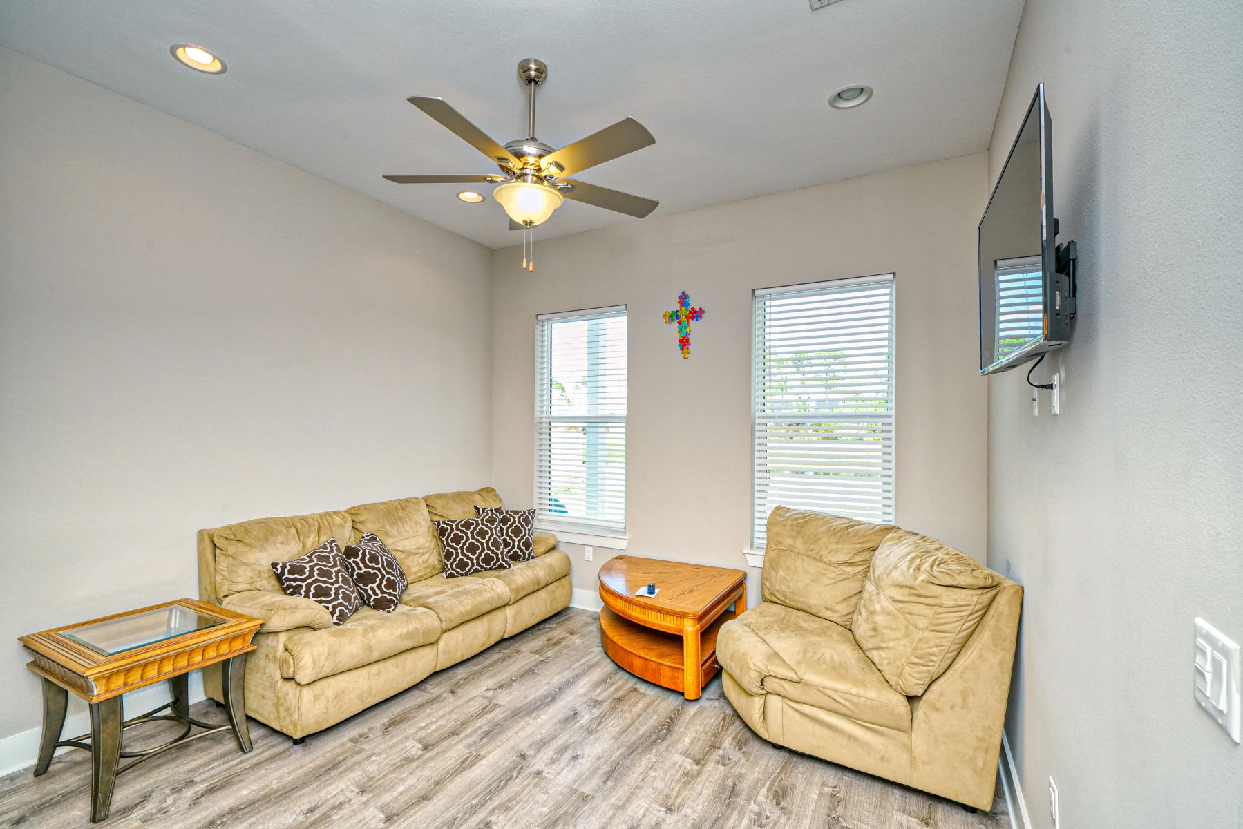 FRANGISTA BEACH 3RD AADDITION - Residential