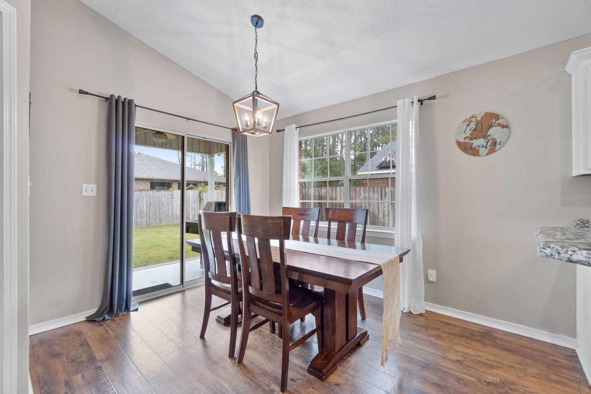 HIDDEN ESTATES - Residential