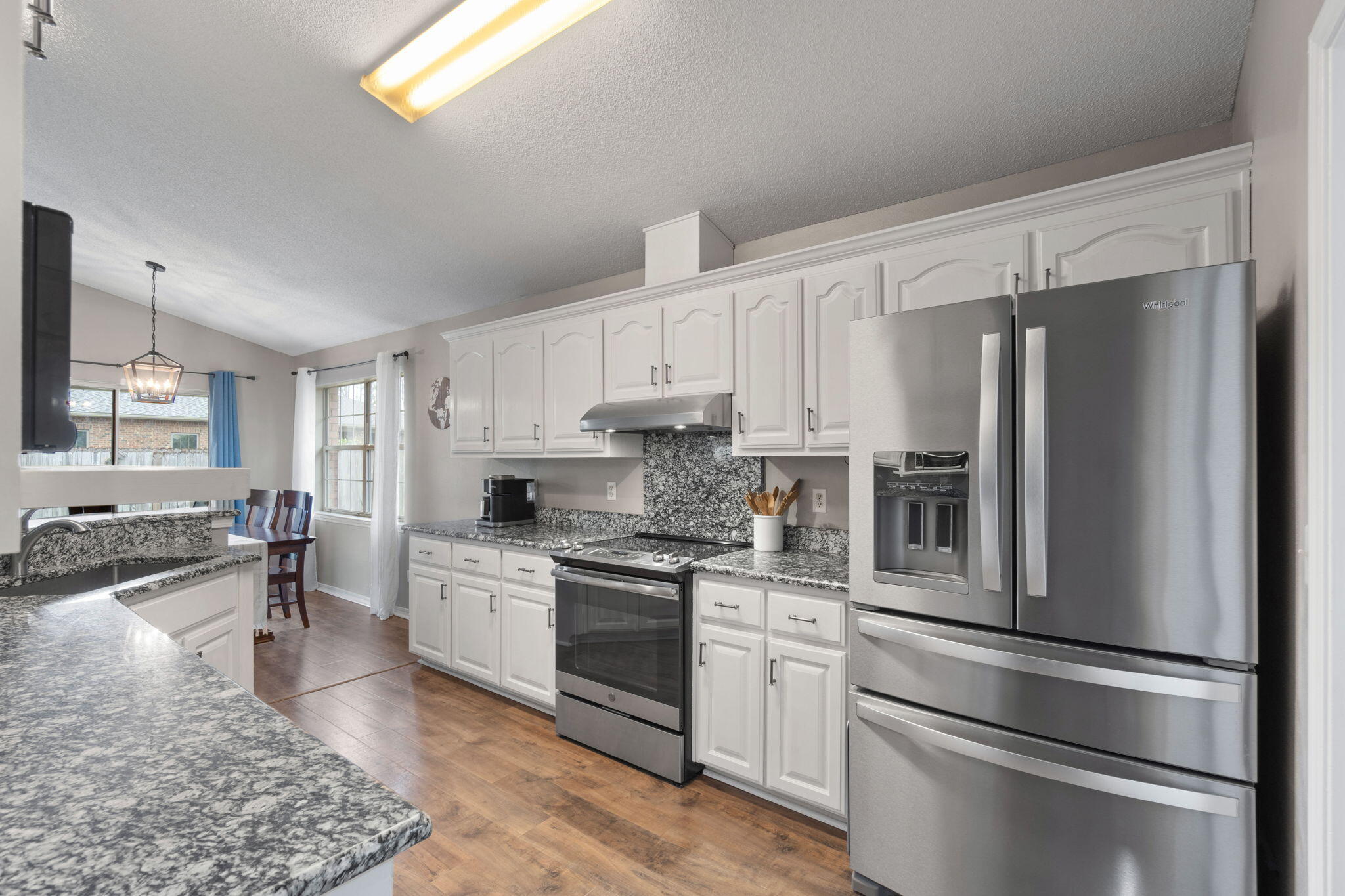 HIDDEN ESTATES - Residential