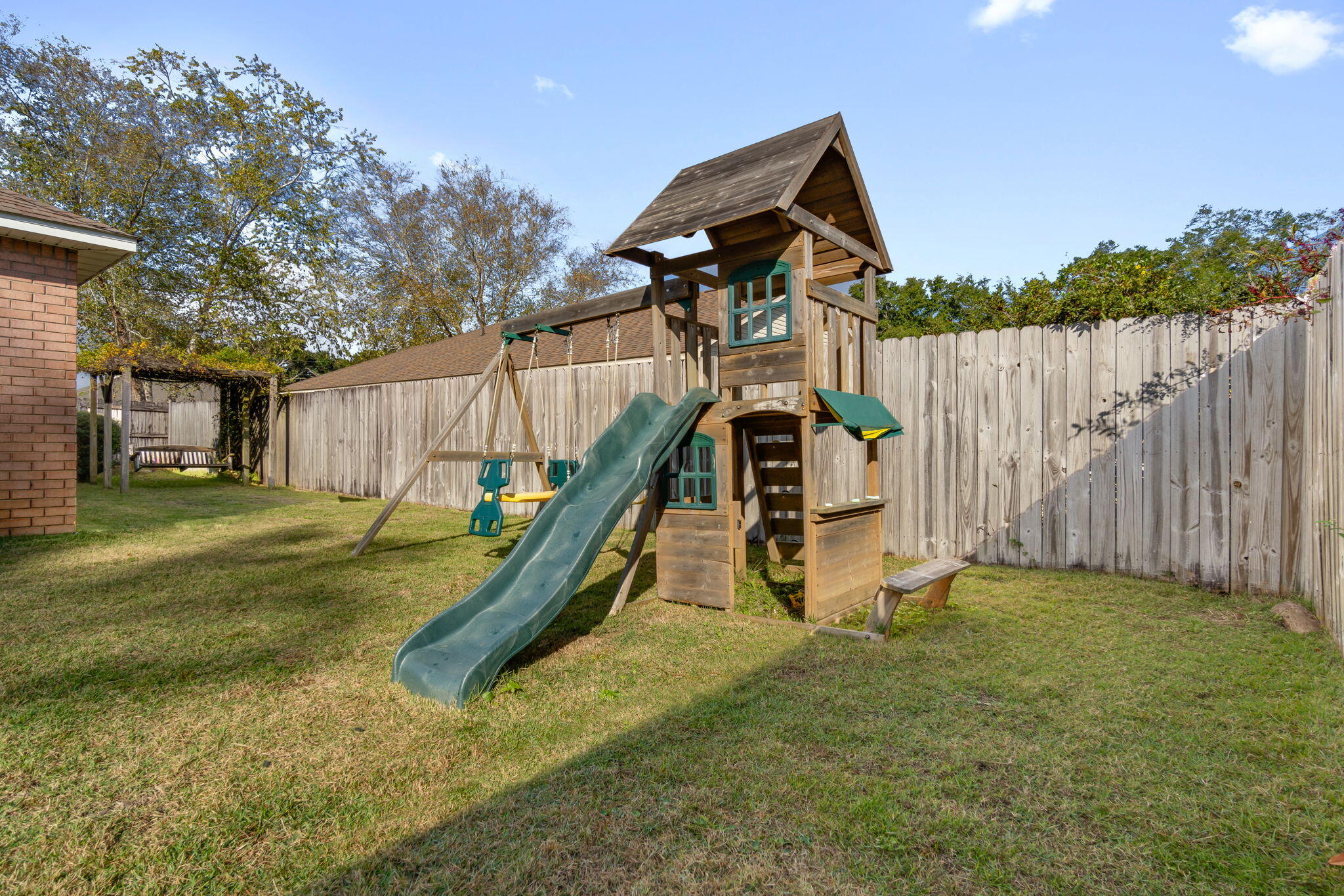 HIDDEN ESTATES - Residential