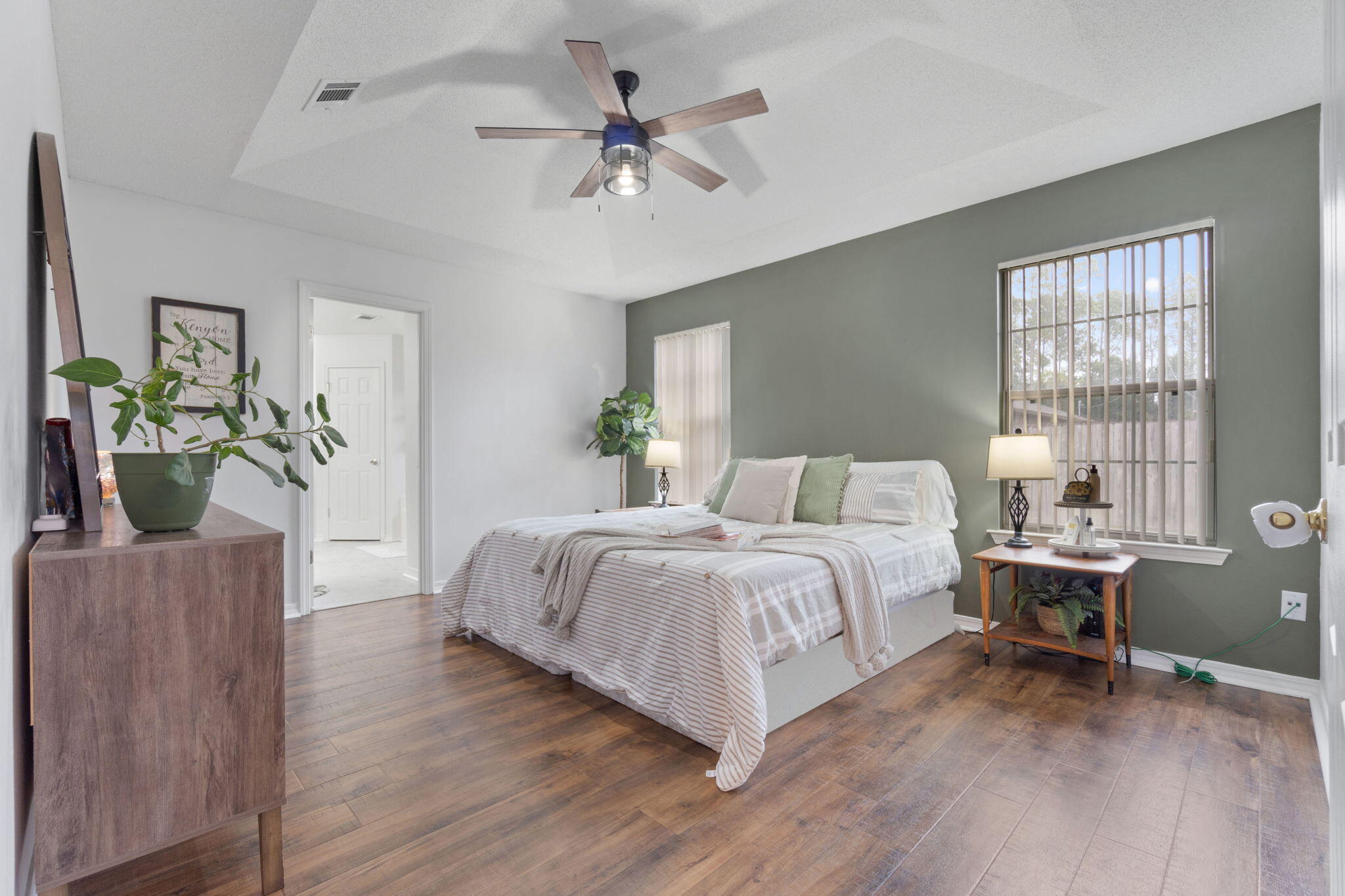 HIDDEN ESTATES - Residential