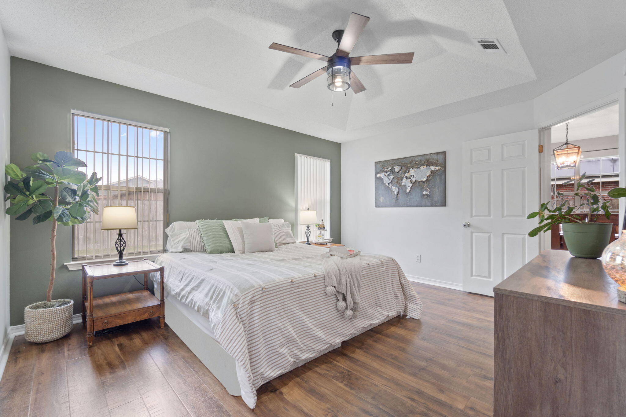 HIDDEN ESTATES - Residential