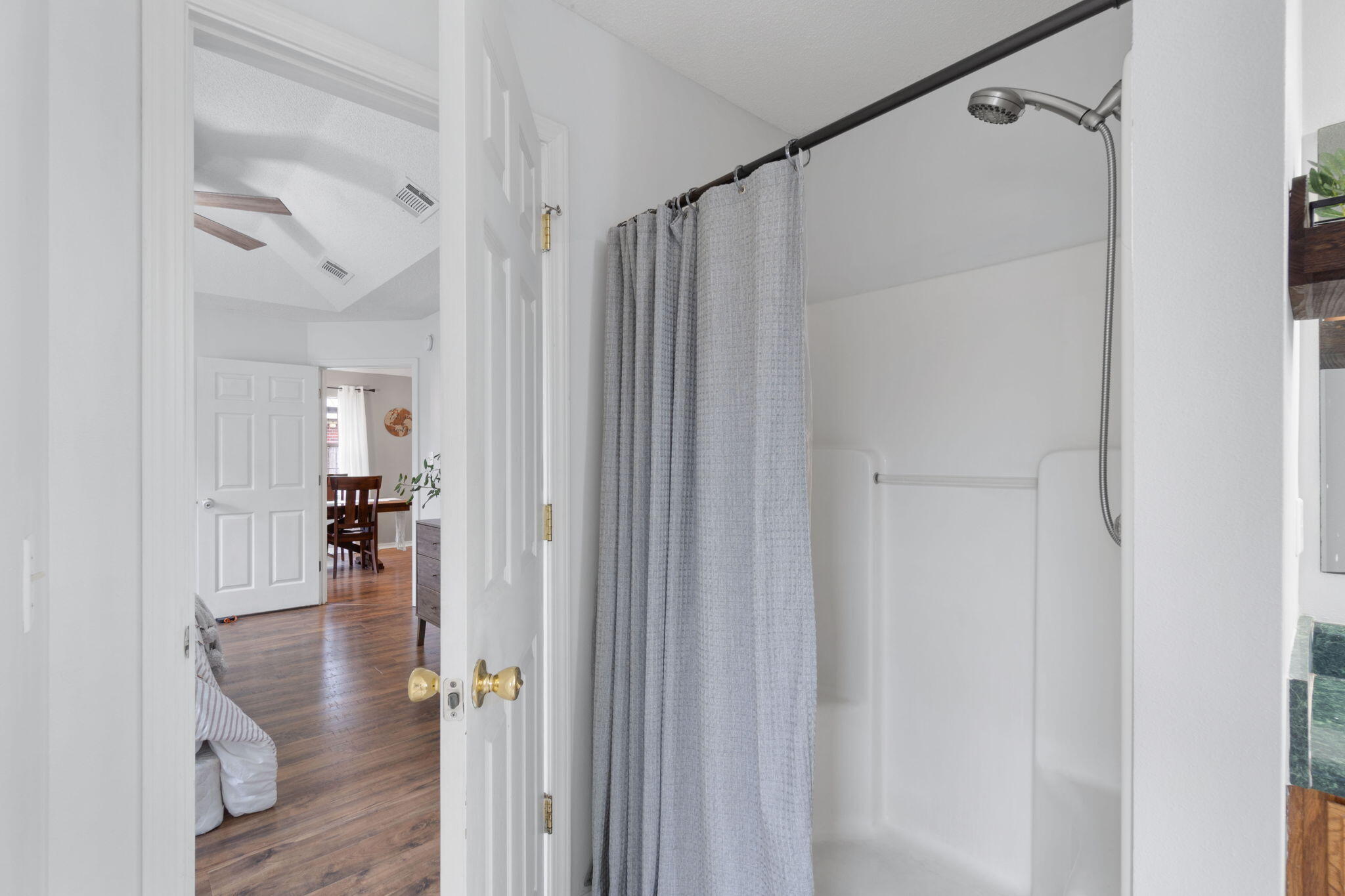 HIDDEN ESTATES - Residential