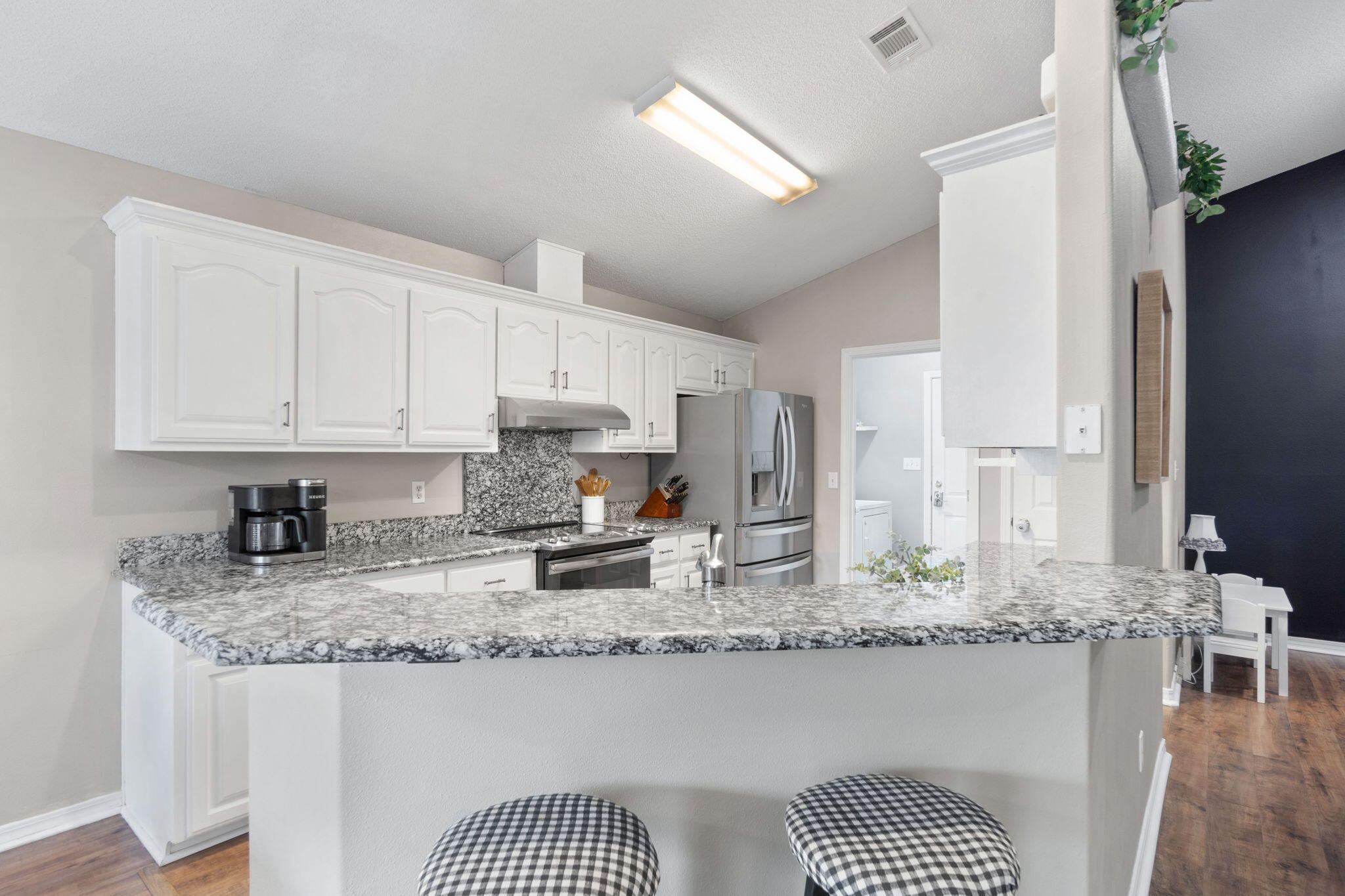 HIDDEN ESTATES - Residential