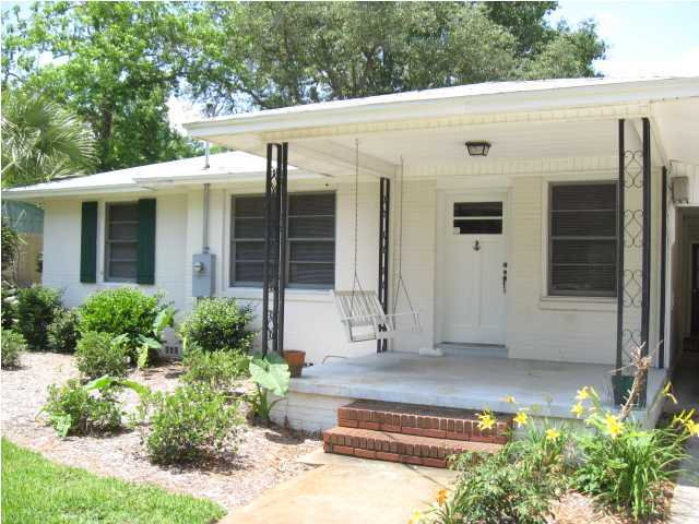 GARNIERS BEACH - Residential Lease