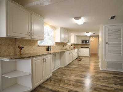 COUNTRY CLUB ESTATES 1ST ADDN - Residential